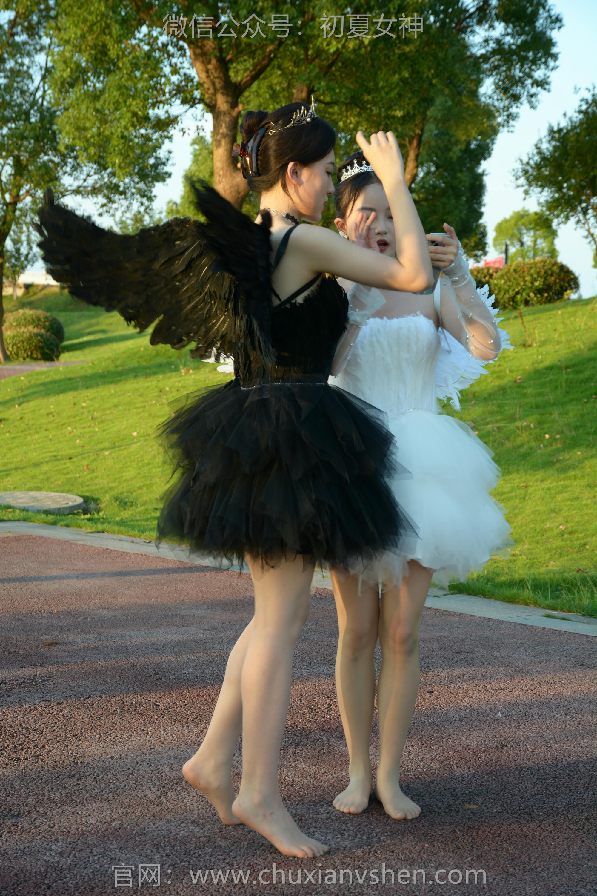 初夏女神 NO.213 双双、环环 黑白天使 [140P1V-6.10GB]_第7集