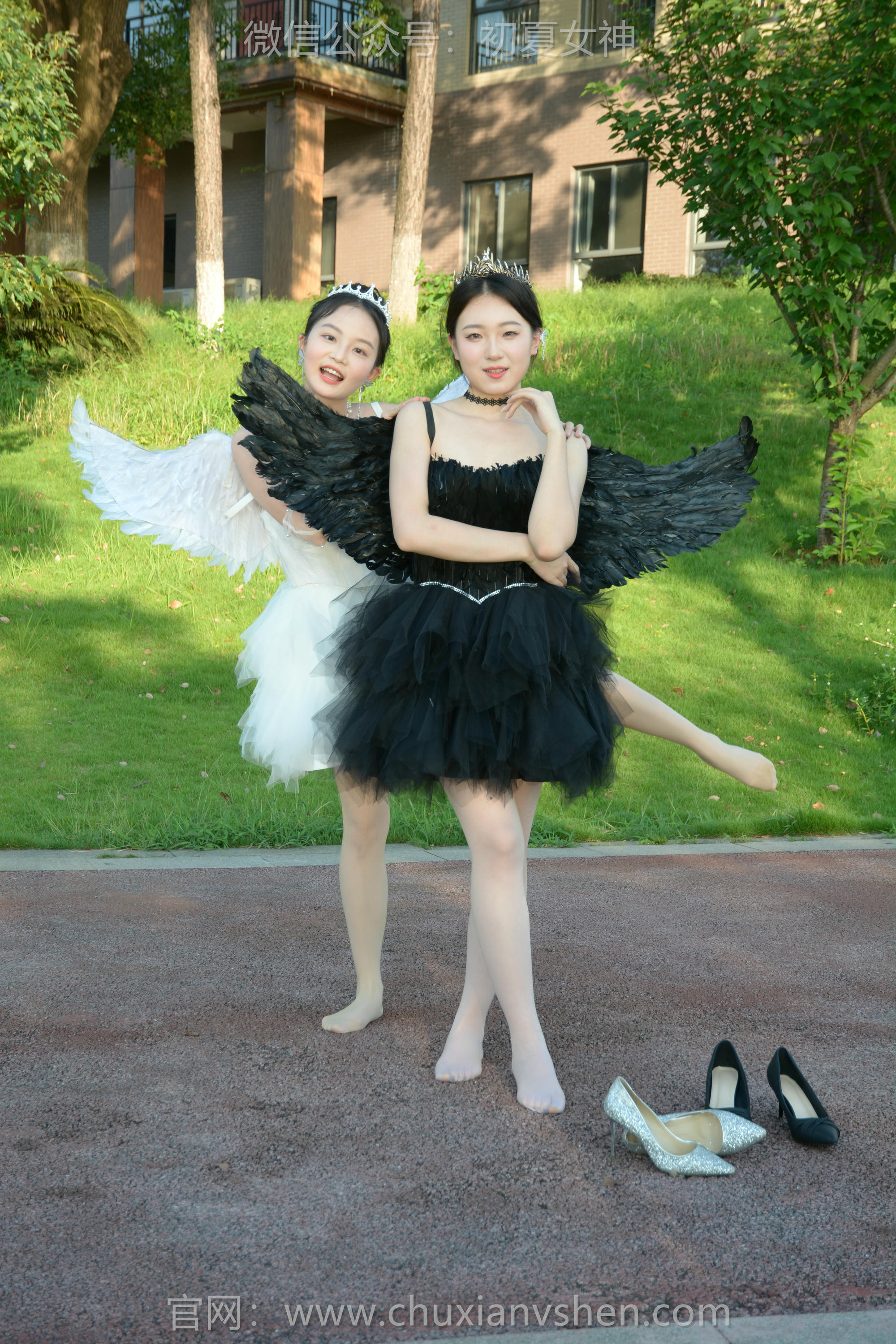 初夏女神 NO.213 双双、环环 黑白天使 [140P1V-6.10GB]_第2集