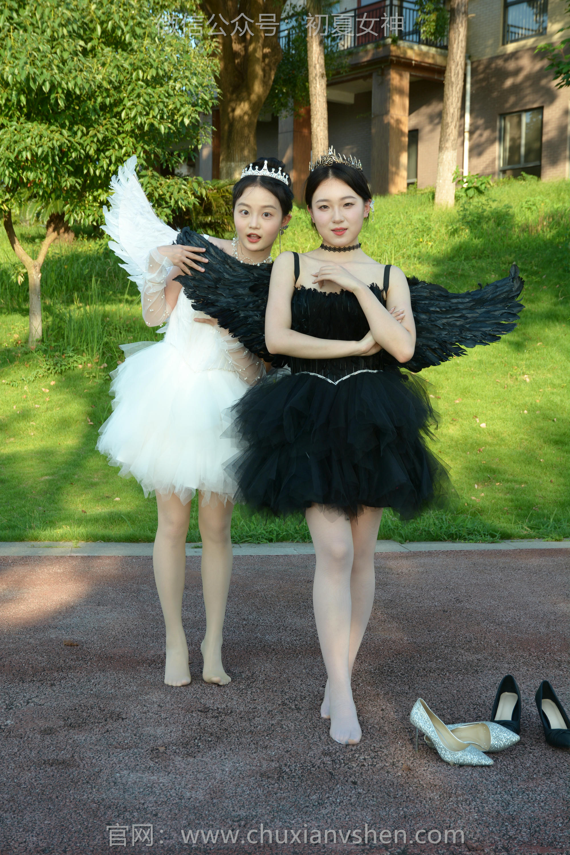 初夏女神 NO.213 双双、环环 黑白天使 [140P1V-6.10GB]_第2集