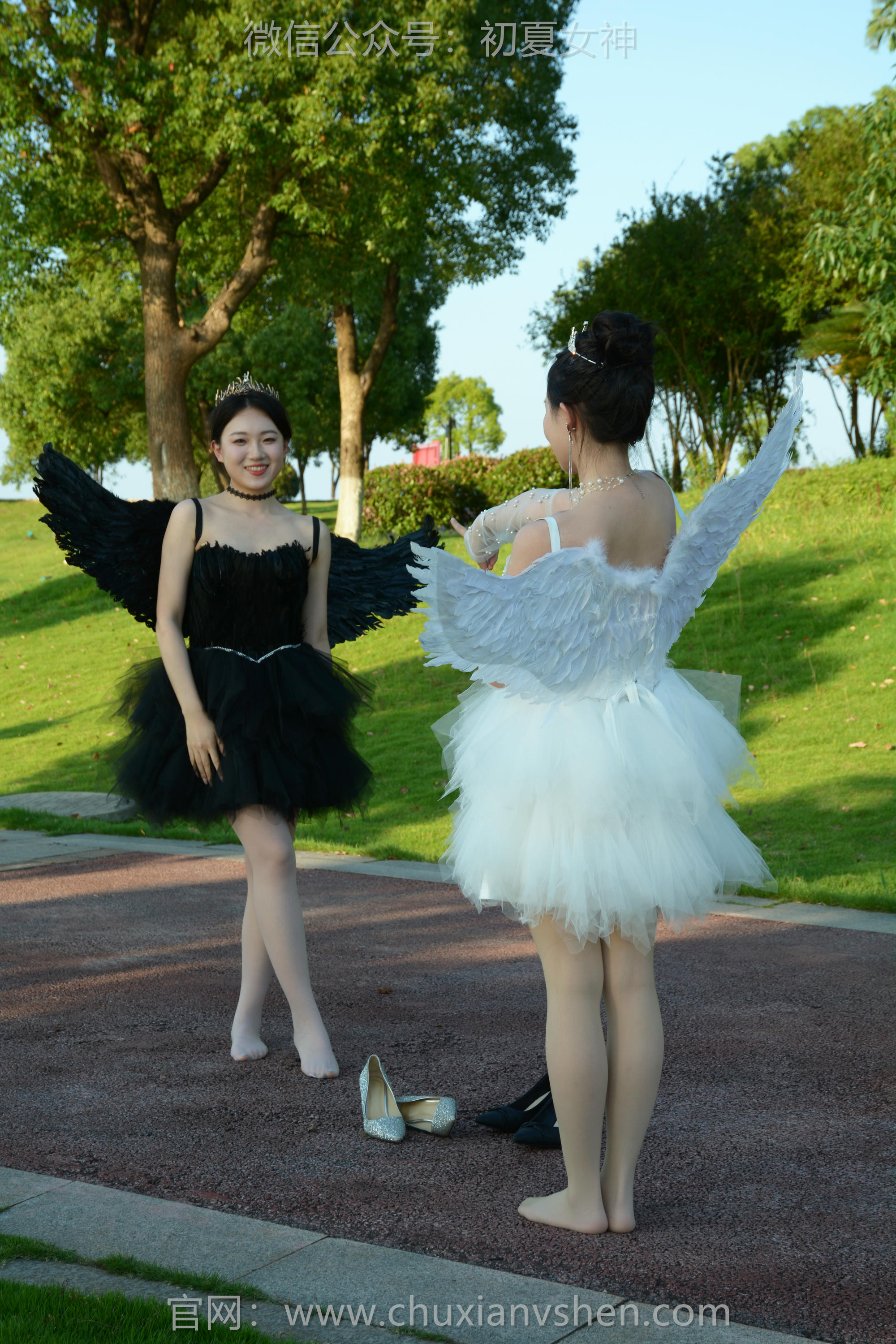 初夏女神 NO.213 双双、环环 黑白天使 [140P1V-6.10GB]_第2集