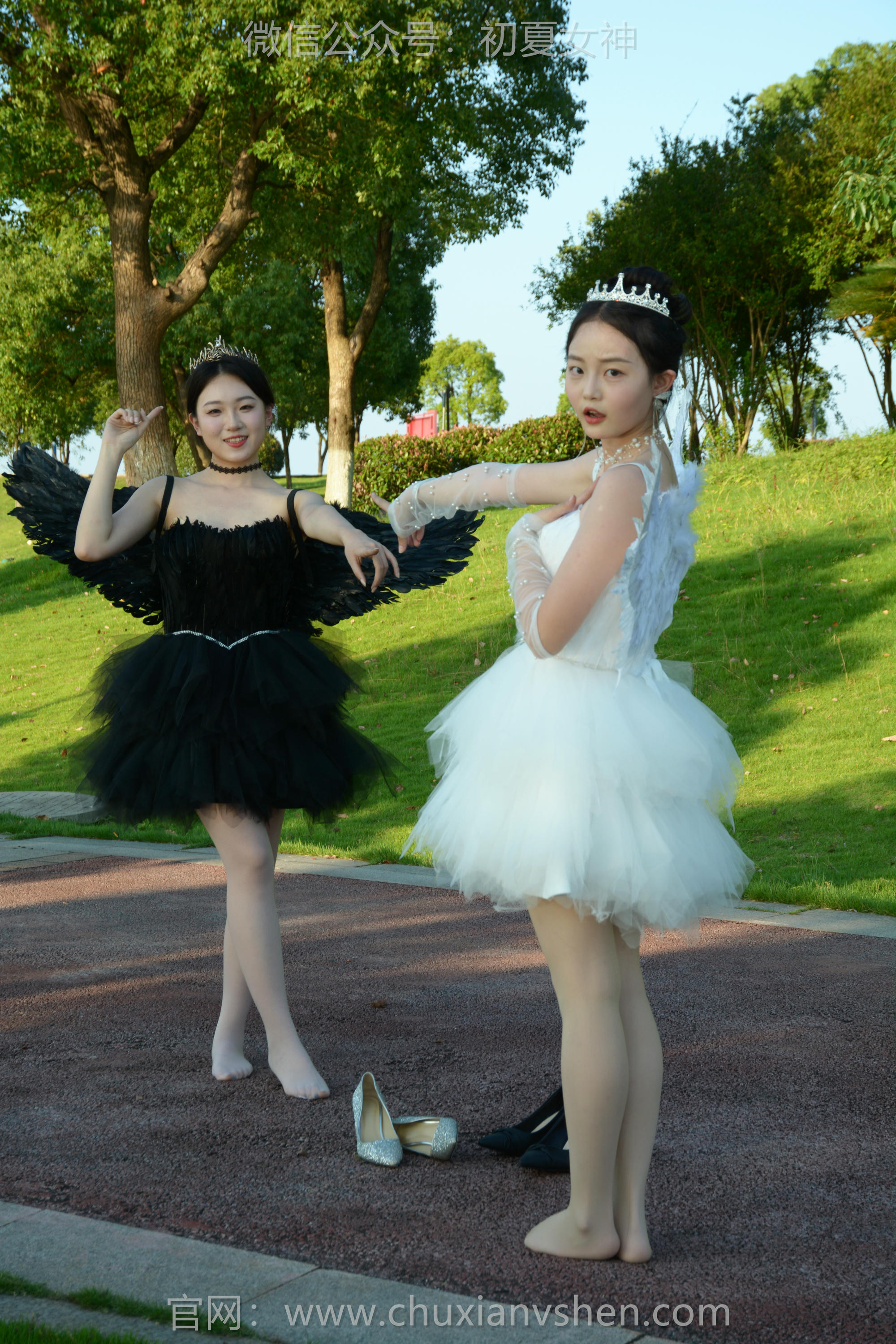 初夏女神 NO.213 双双、环环 黑白天使 [140P1V-6.10GB]_第2集