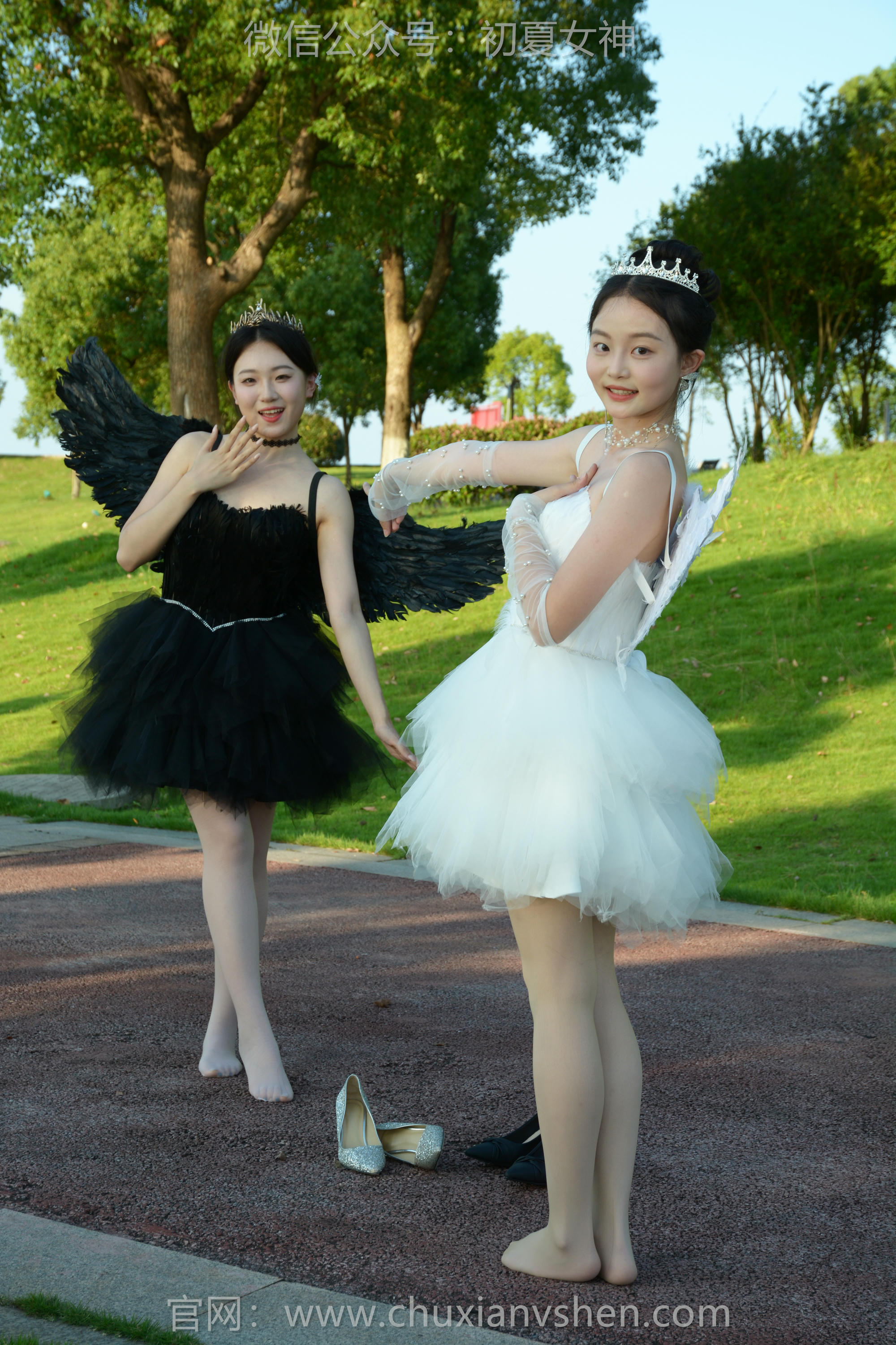 初夏女神 NO.213 双双、环环 黑白天使 [140P1V-6.10GB]_第2集