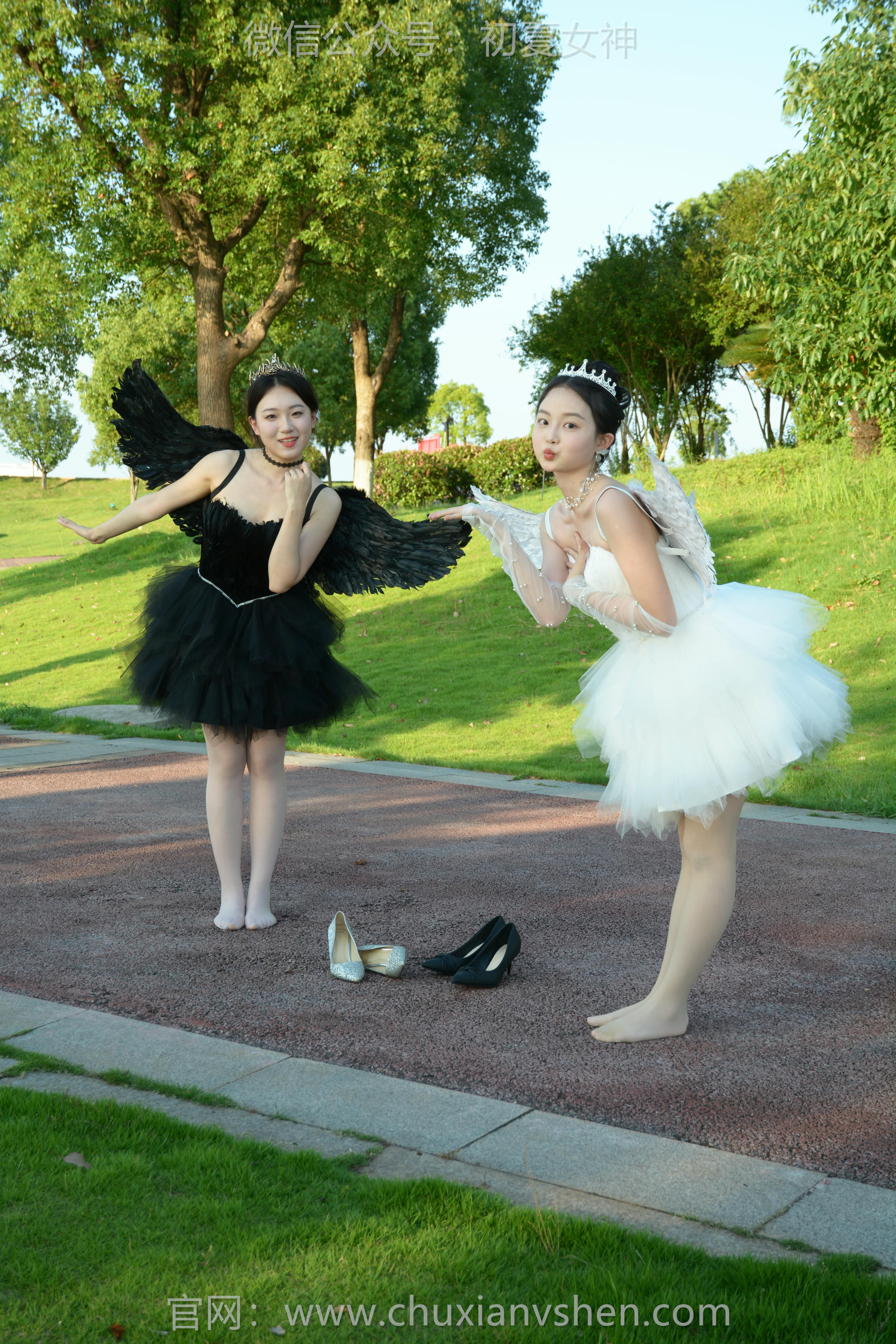 初夏女神 NO.213 双双、环环 黑白天使 [140P1V-6.10GB]_第2集