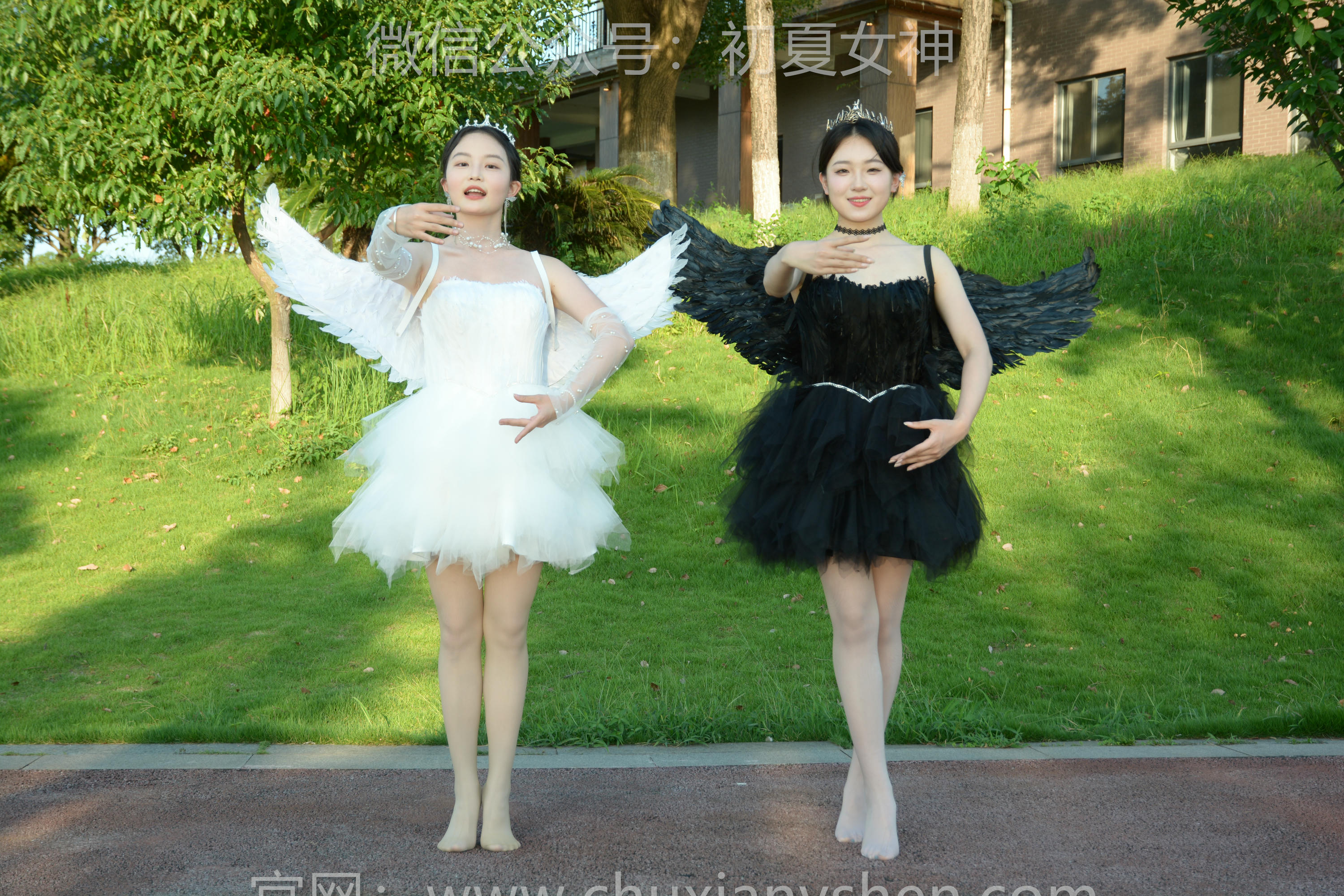 初夏女神 NO.213 双双、环环 黑白天使 [140P1V-6.10GB]_第3集