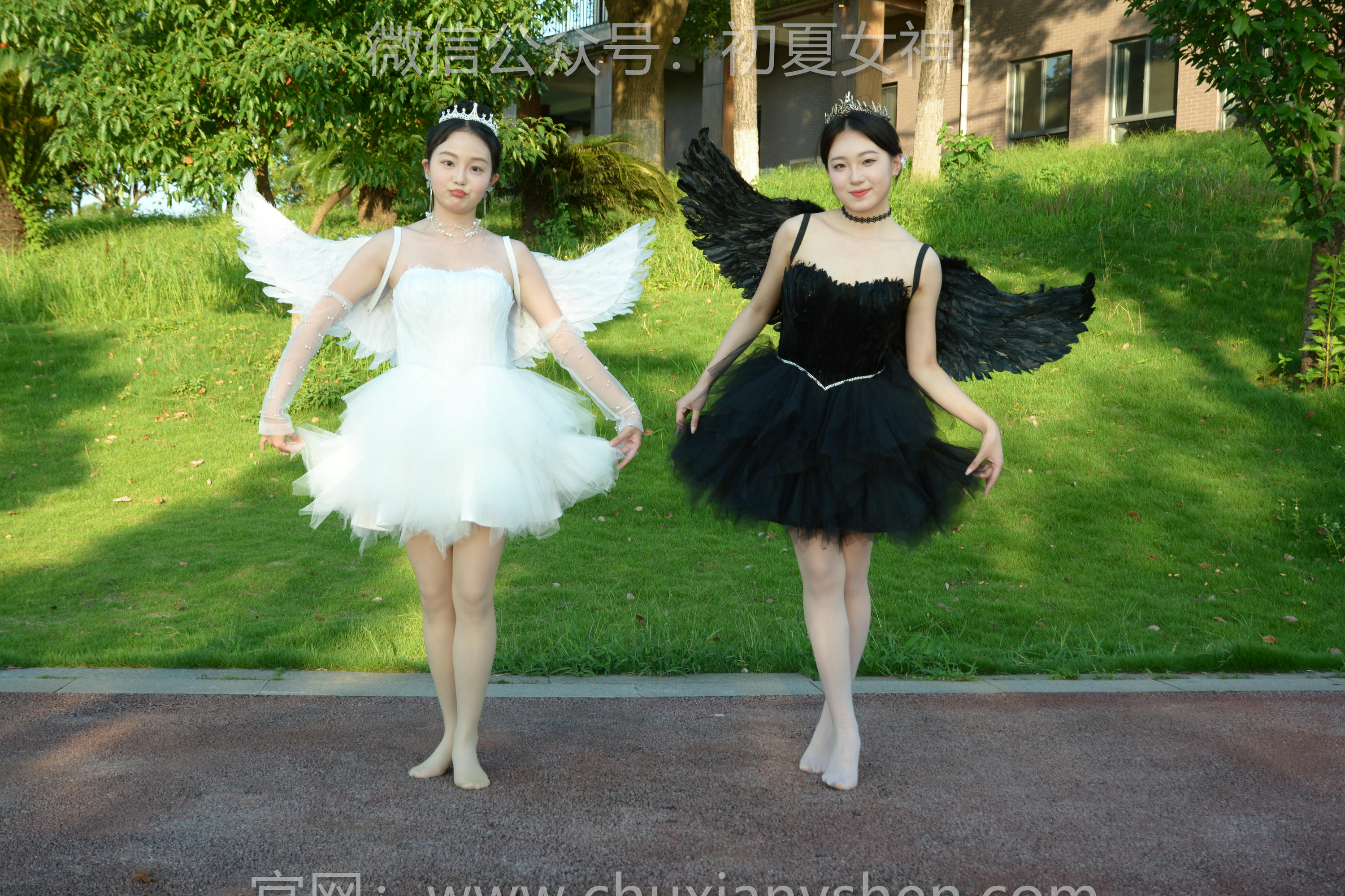 初夏女神 NO.213 双双、环环 黑白天使 [140P1V-6.10GB]_第3集