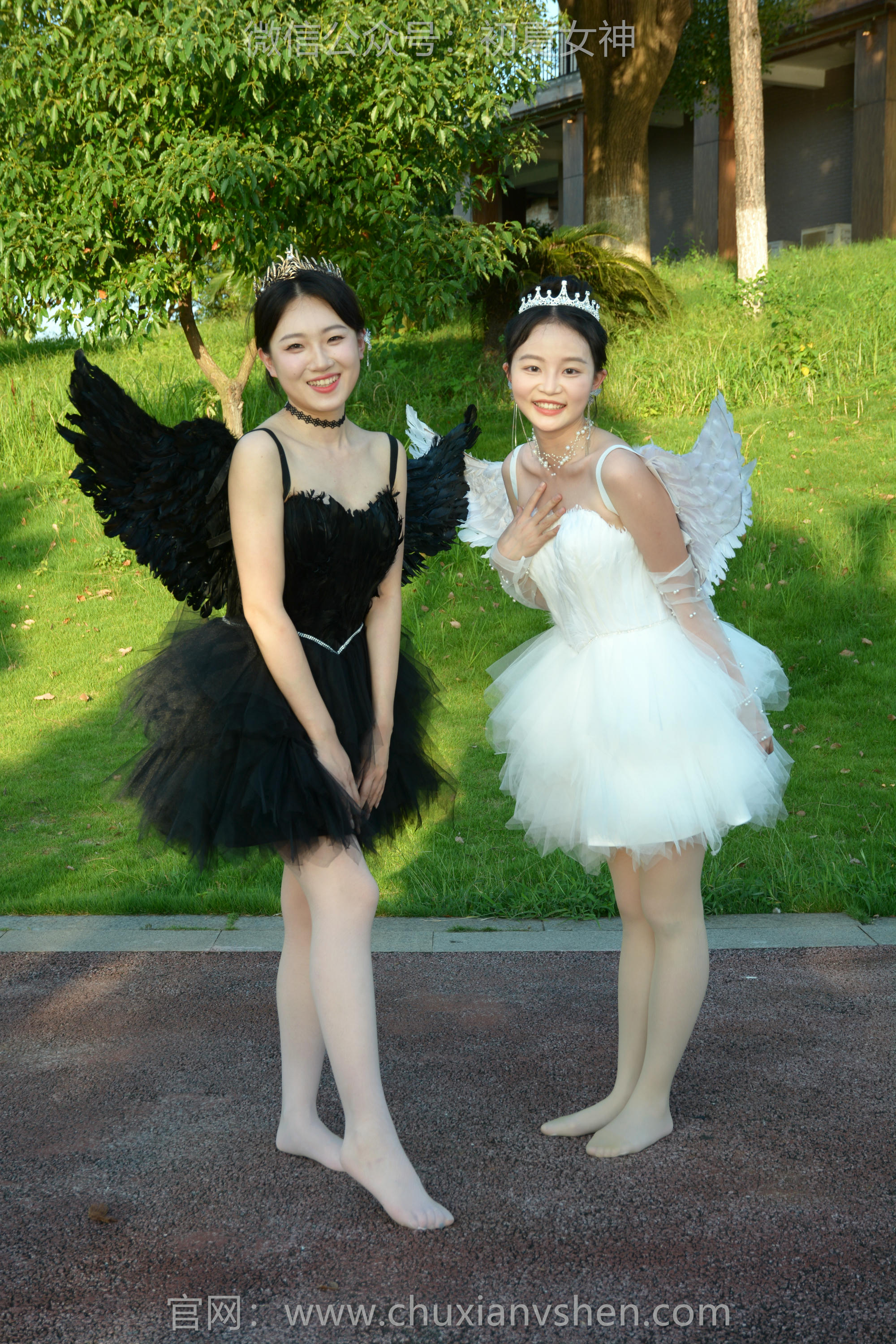 初夏女神 NO.213 双双、环环 黑白天使 [140P1V-6.10GB]_第3集