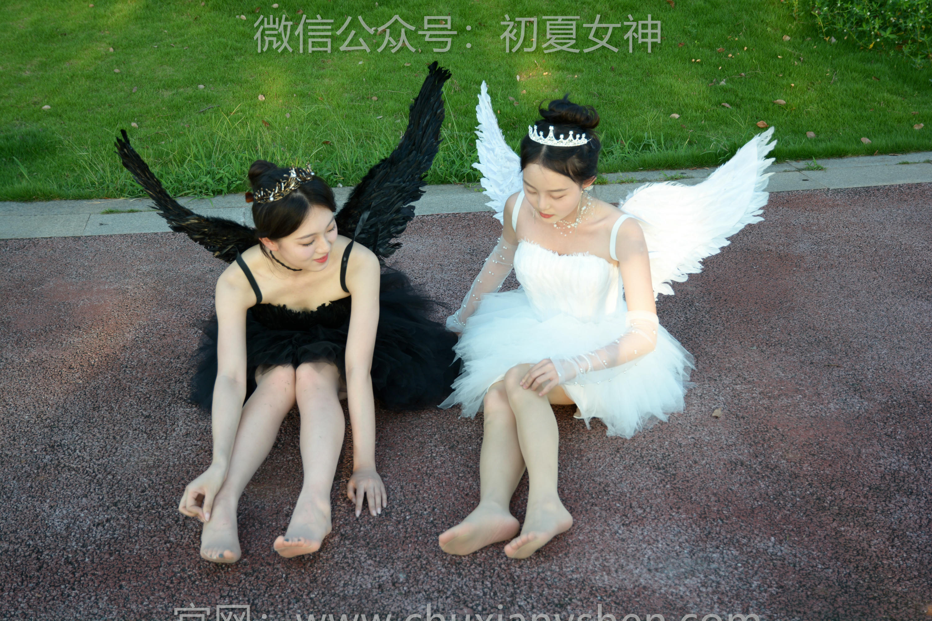 初夏女神 NO.213 双双、环环 黑白天使 [140P1V-6.10GB]_第5集