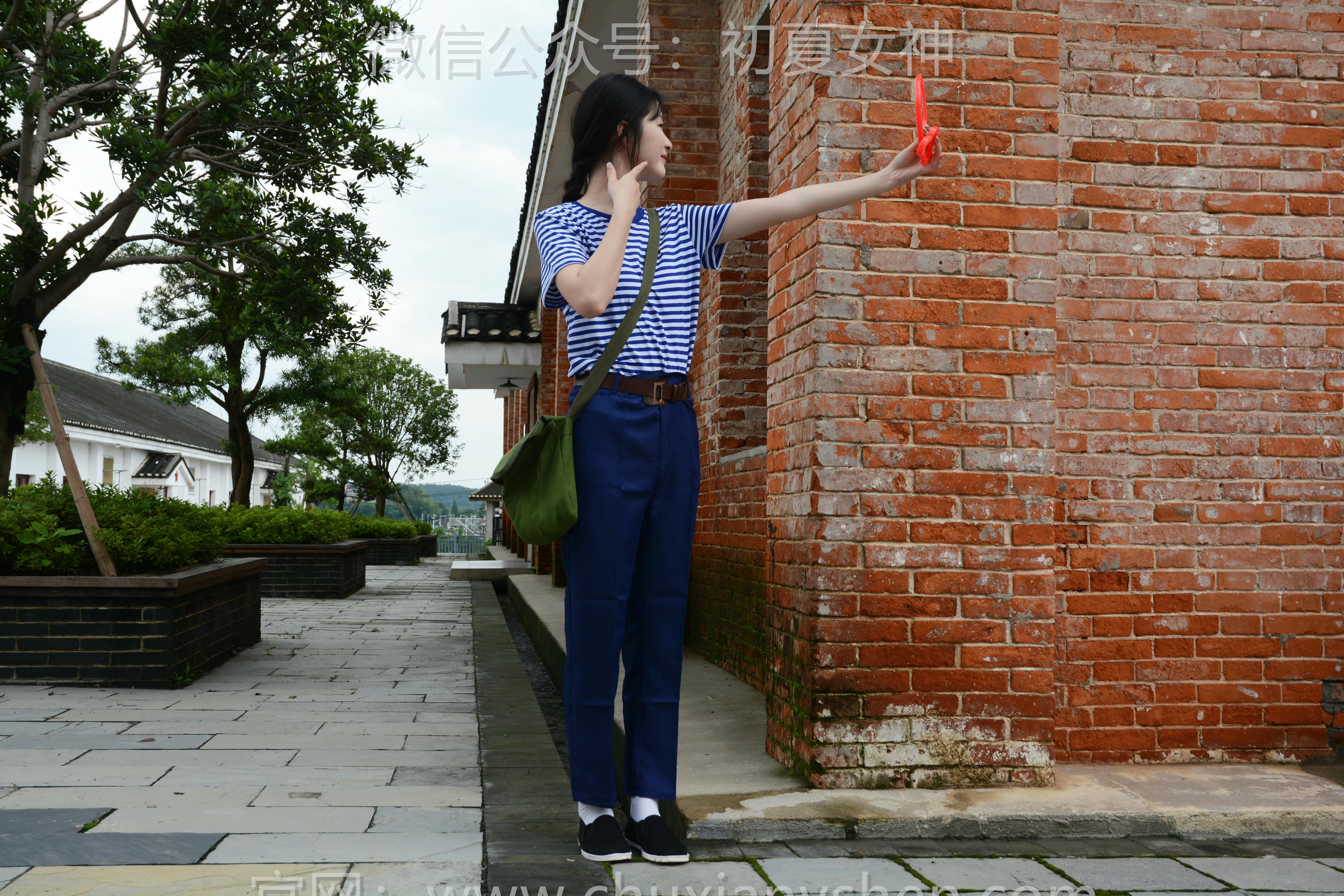 初夏女神 NO.214 安妮 怀旧专场 [140P1V-5.89GB]_第3集