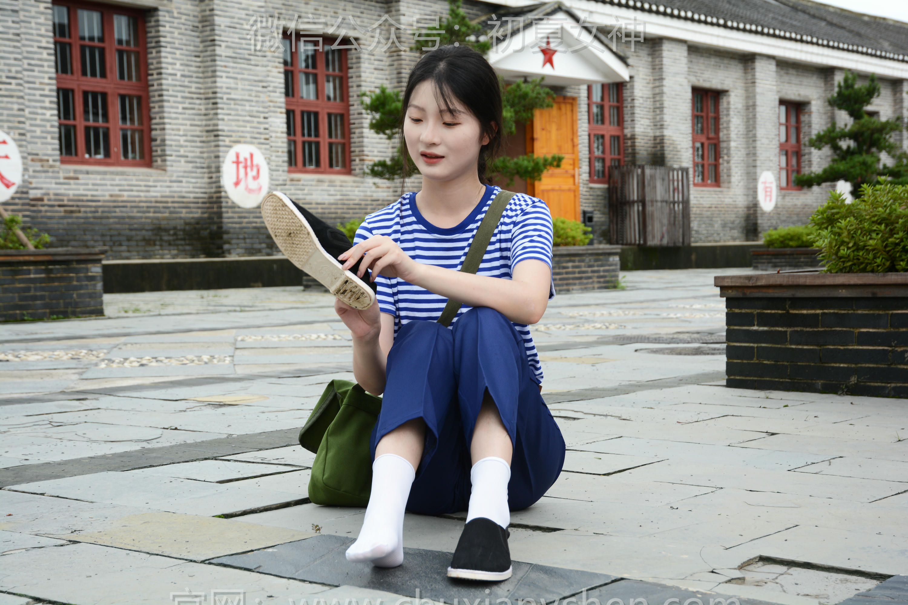 初夏女神 NO.214 安妮 怀旧专场 [140P1V-5.89GB]_第3集