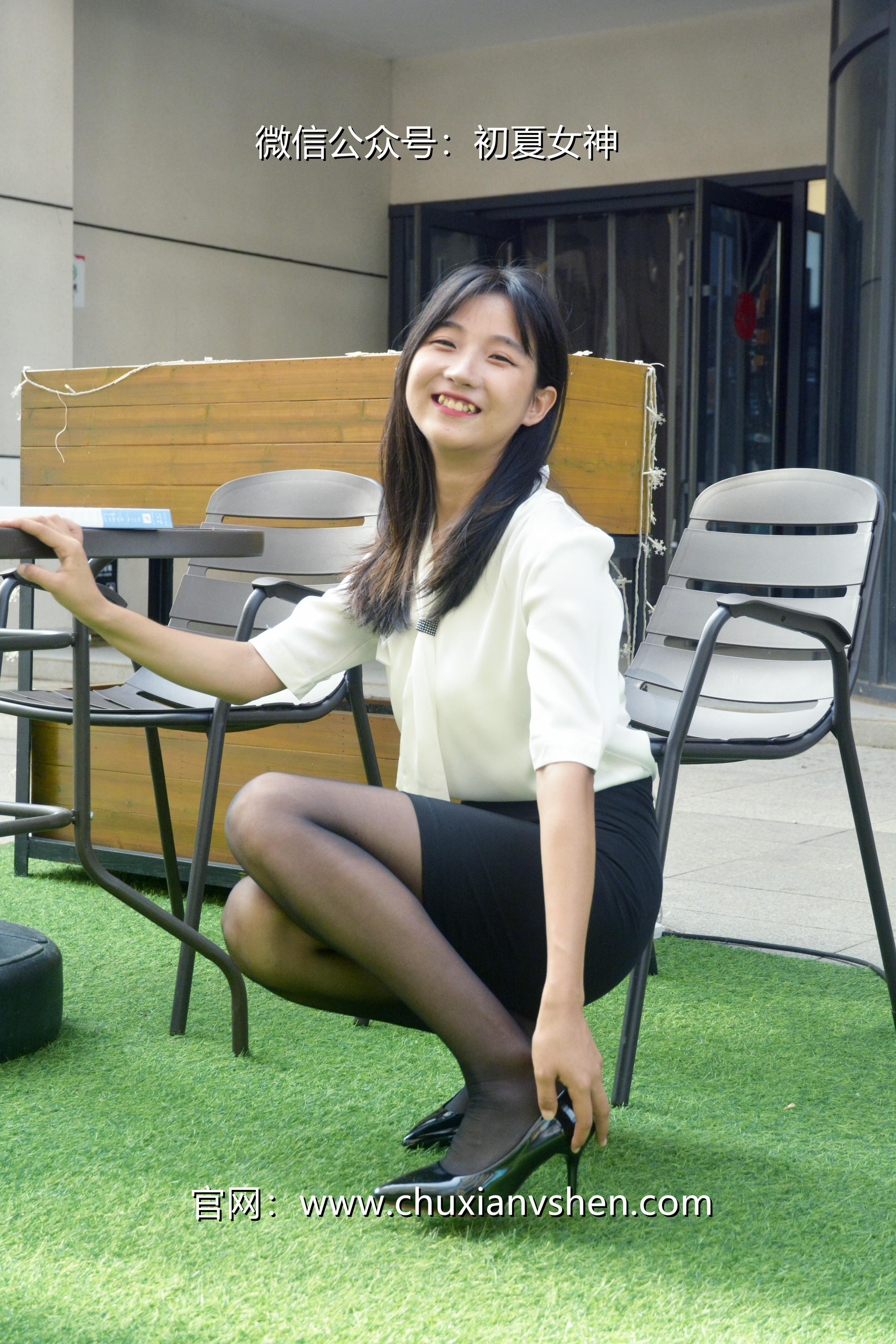 初夏女神 NO.021 点点 黑白正装[140P+1V／5.48GB]_第7集