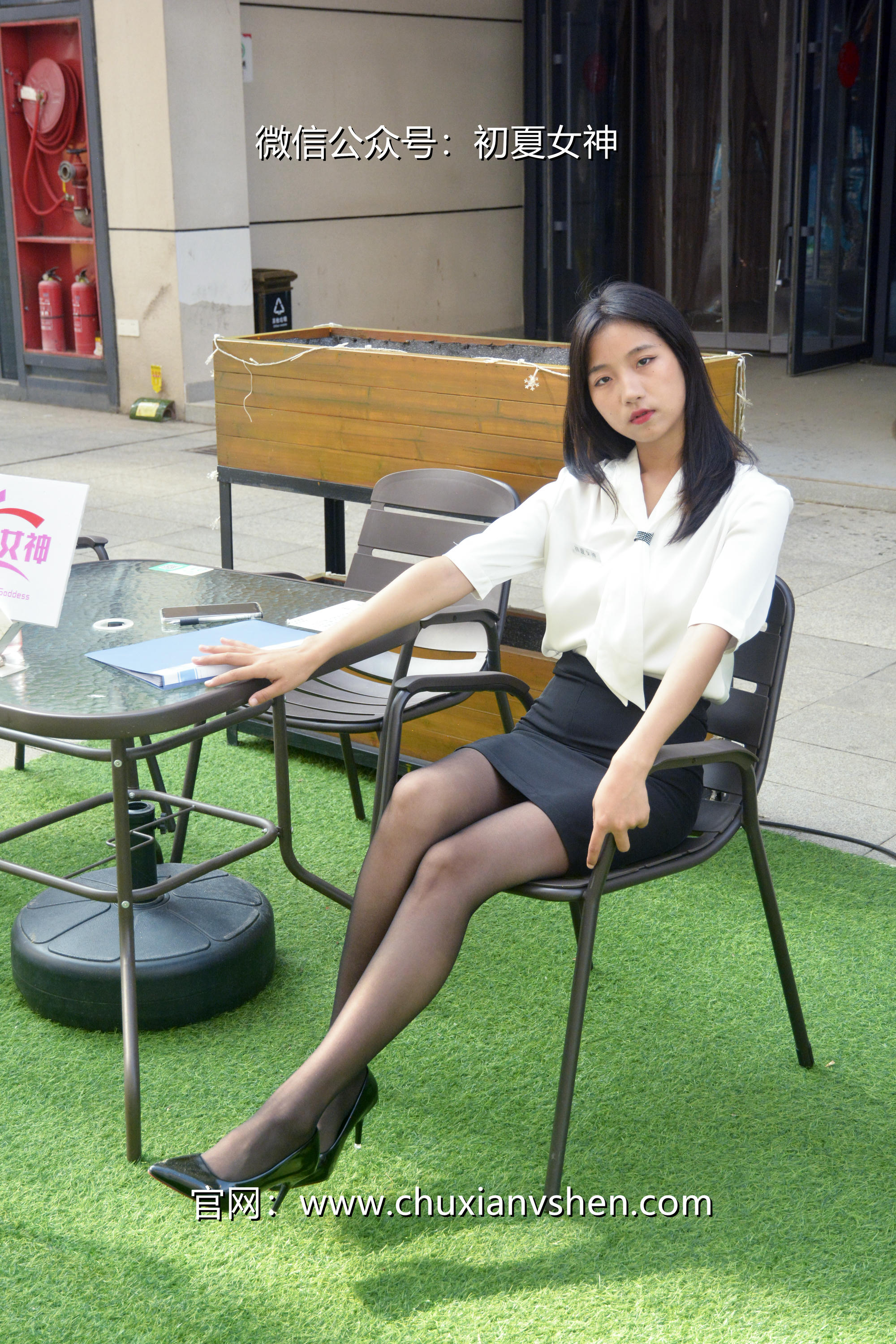 初夏女神 NO.021 点点 黑白正装[140P+1V／5.48GB]_第7集