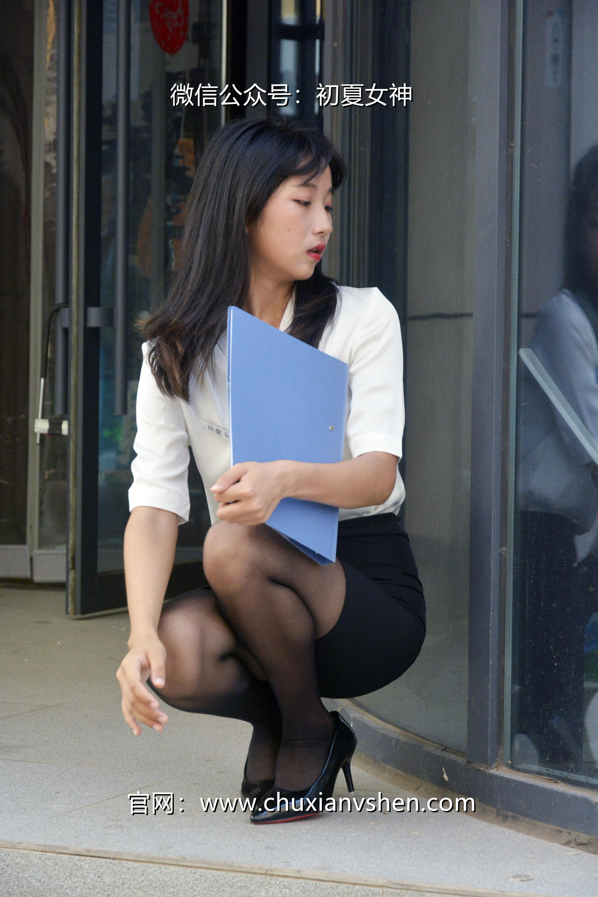 初夏女神 NO.021 点点 黑白正装[140P+1V／5.48GB]_第3集