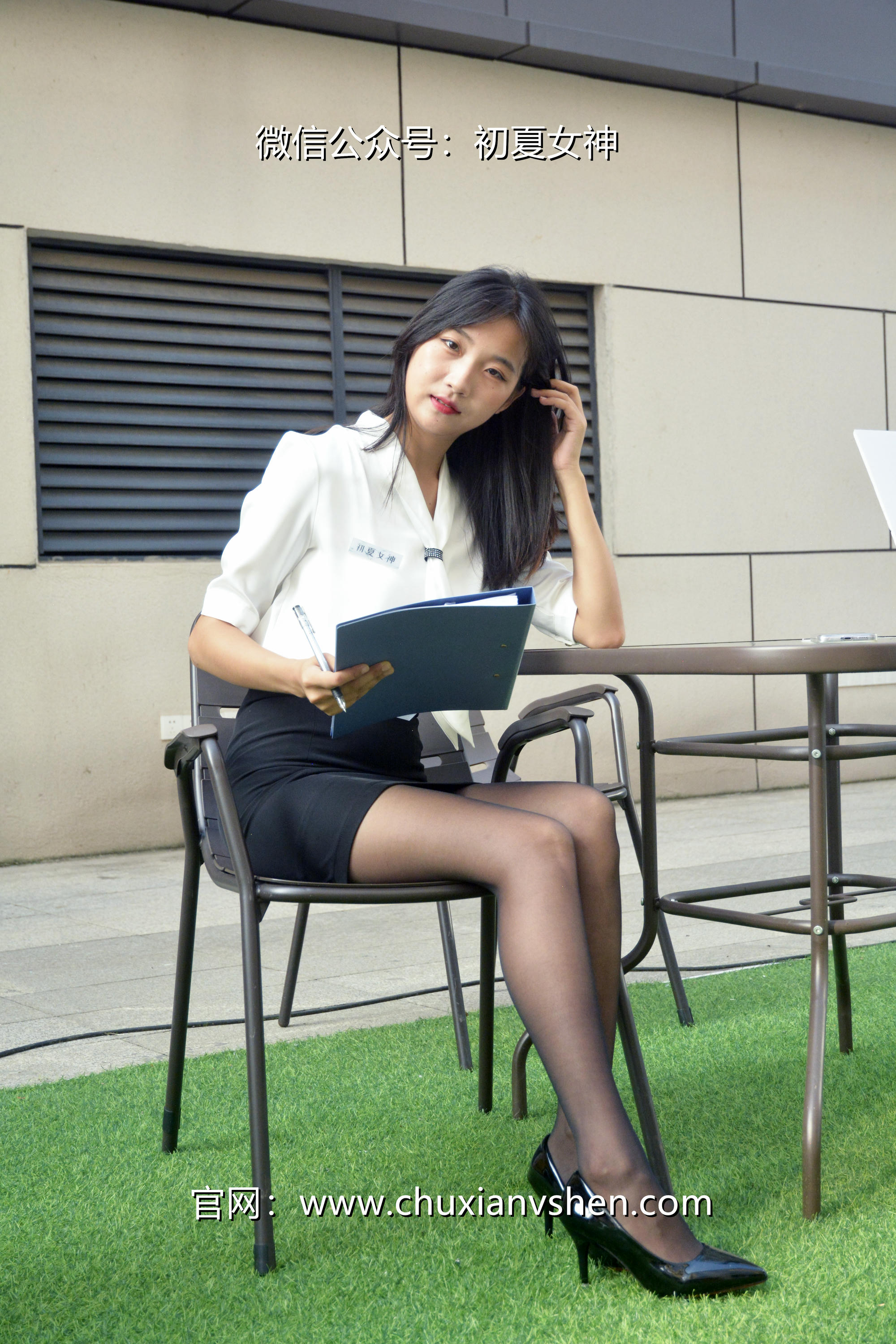 初夏女神 NO.021 点点 黑白正装[140P+1V／5.48GB]_第1集