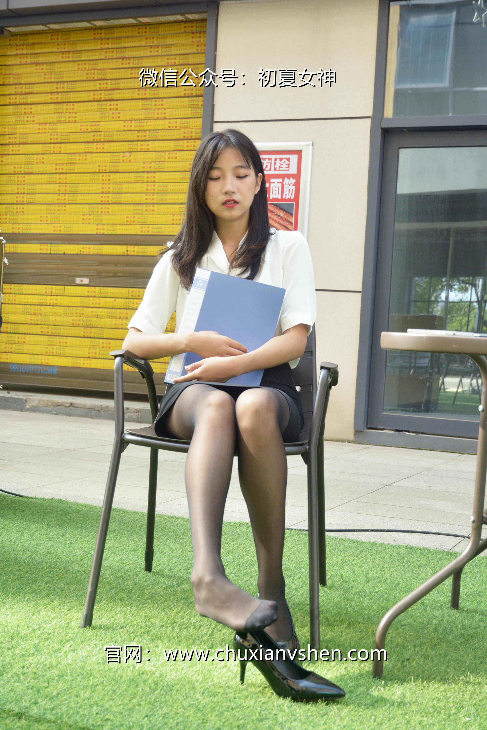 初夏女神 NO.021 点点 黑白正装[140P+1V／5.48GB]_第4集