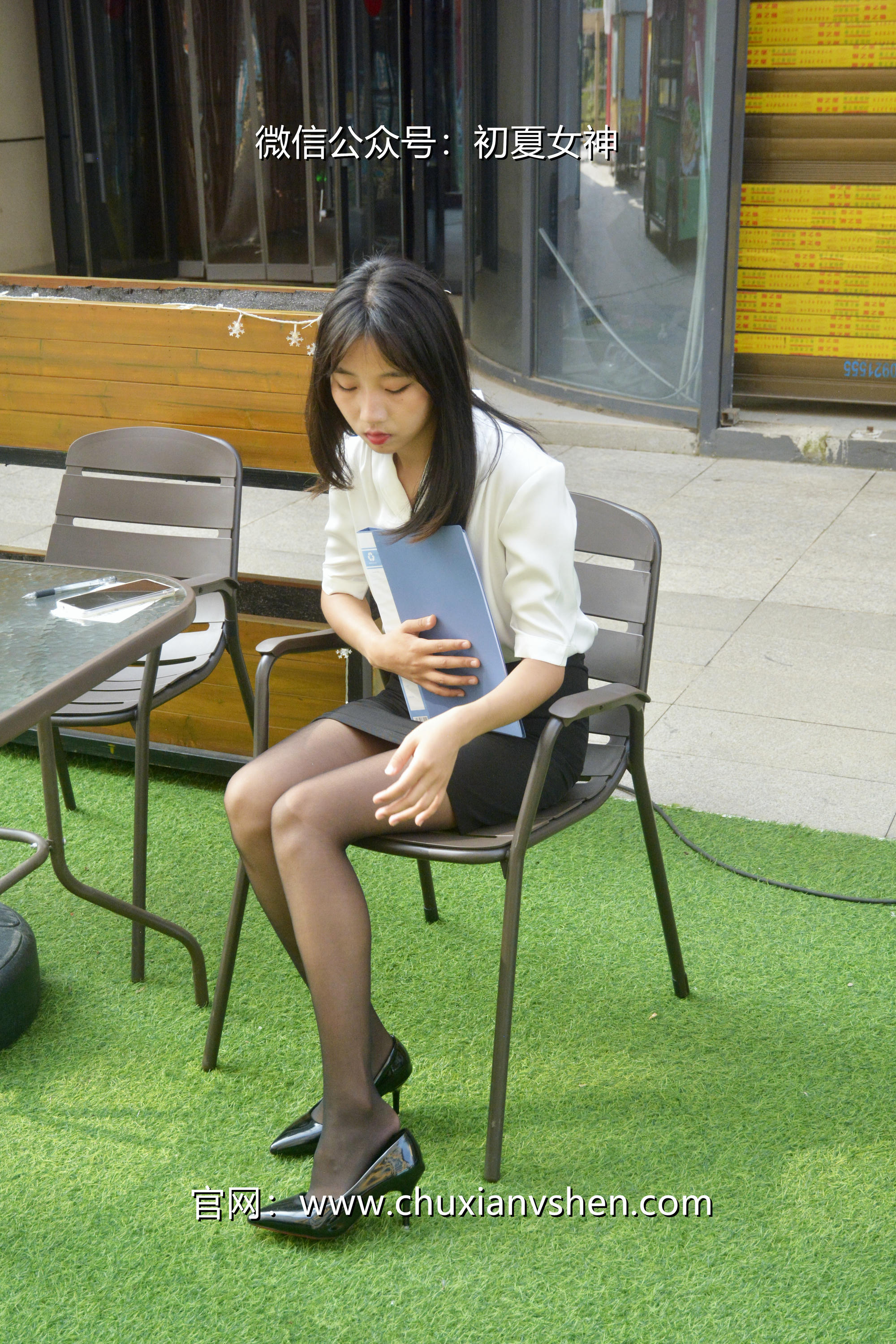 初夏女神 NO.021 点点 黑白正装[140P+1V／5.48GB]_第4集