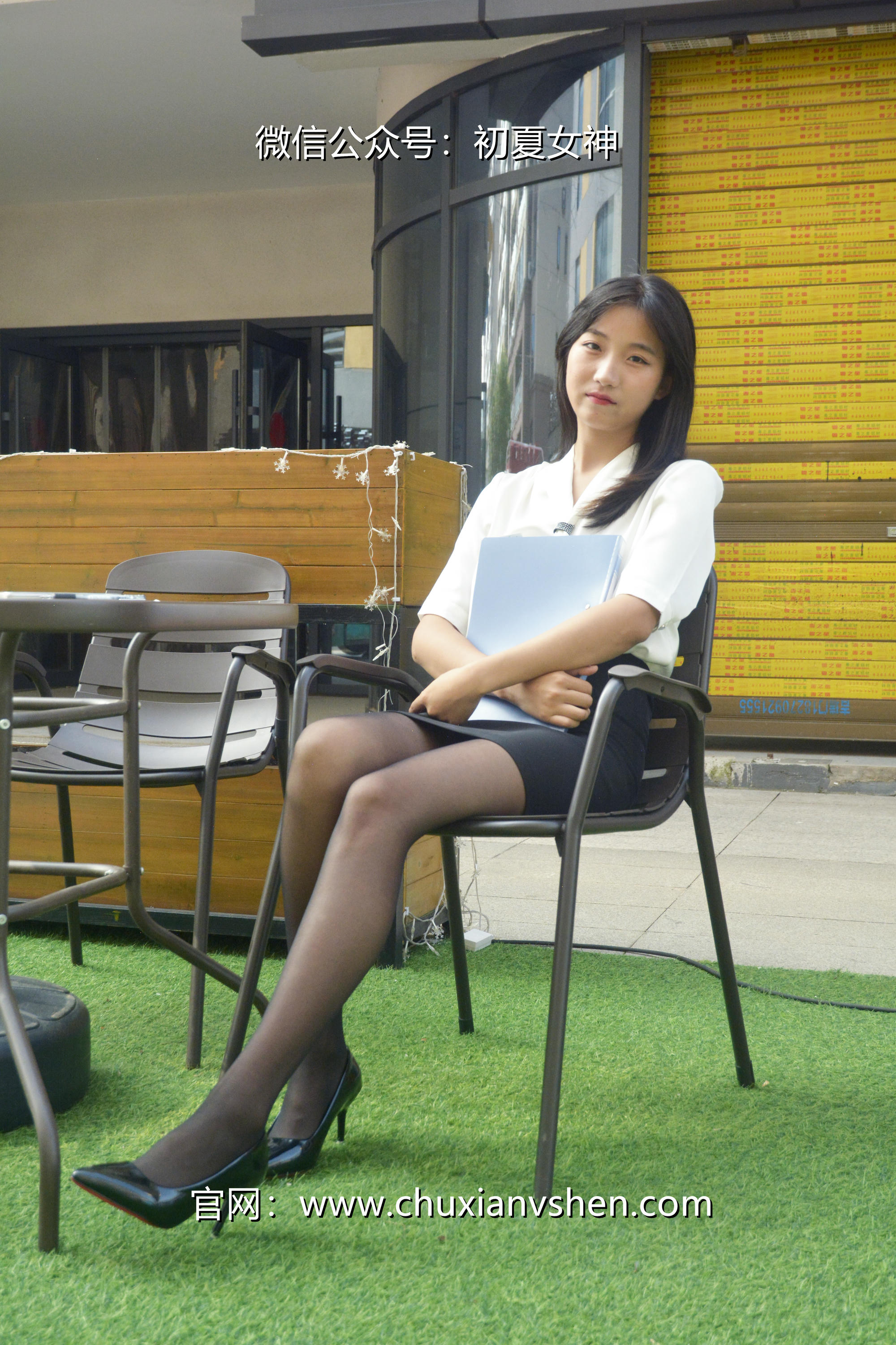 初夏女神 NO.021 点点 黑白正装[140P+1V／5.48GB]_第5集