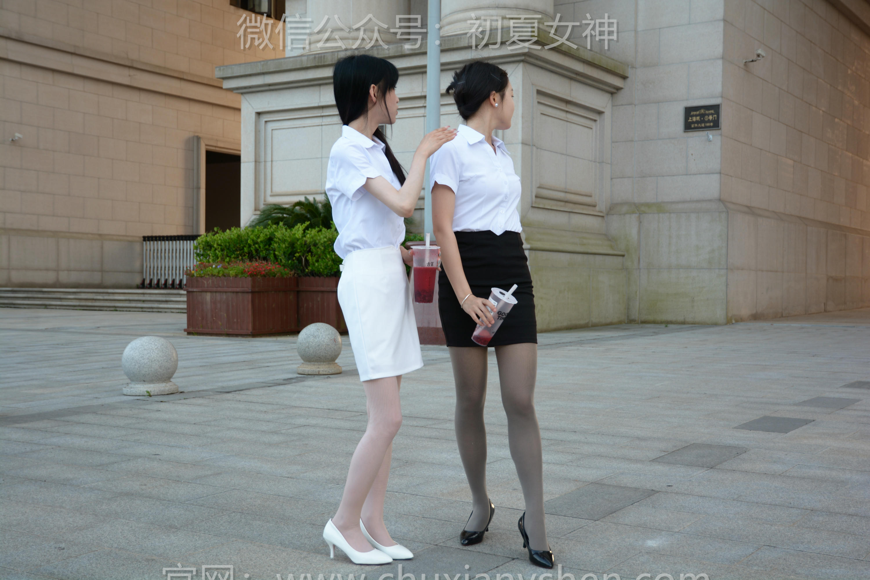 初夏女神 NO.217 柒柒、双双 黑白正装 [90P1V-3.59GB]_第1集