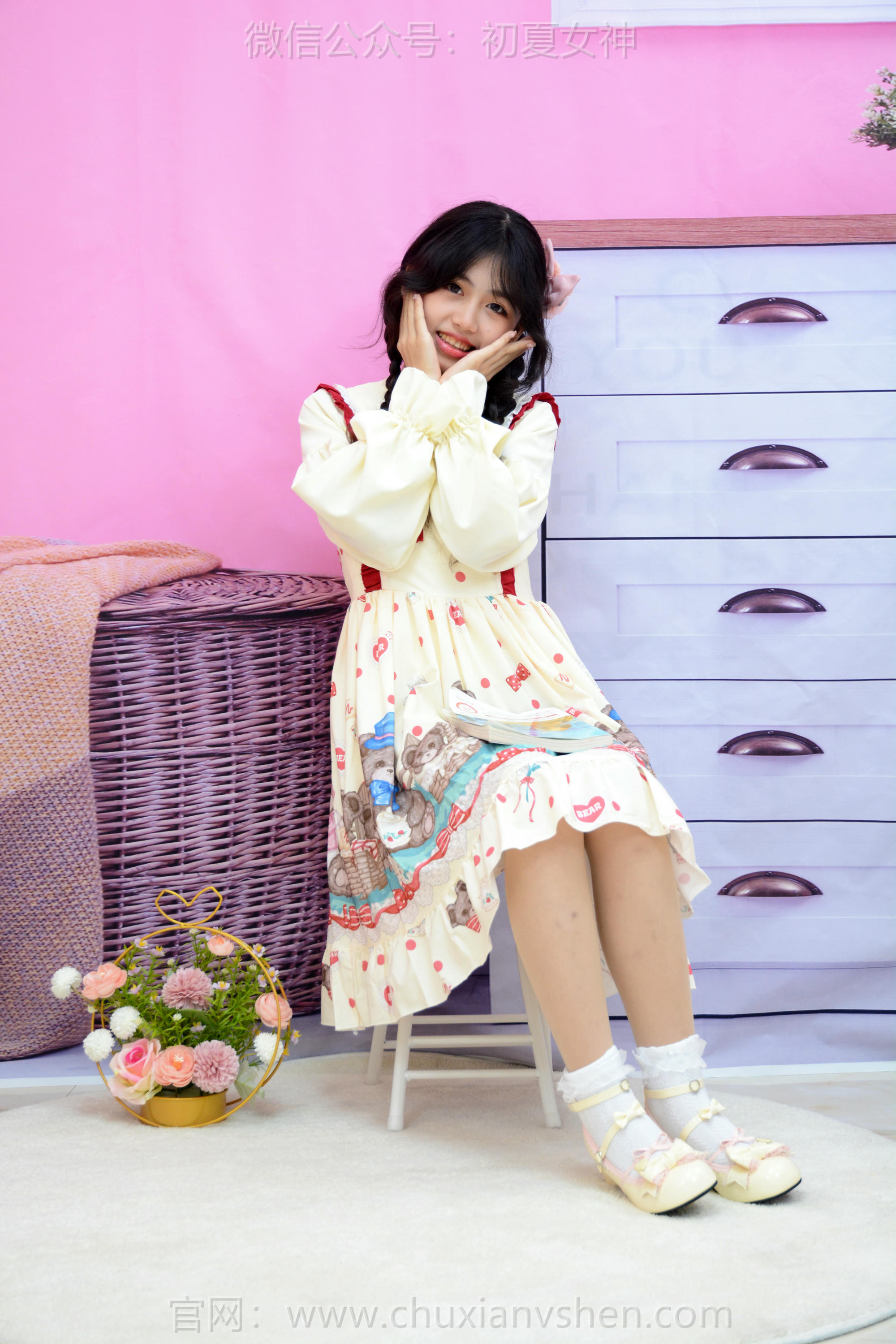 初夏女神 NO.220 希希 再见高中 [88P1V-3.89GB]_第2集