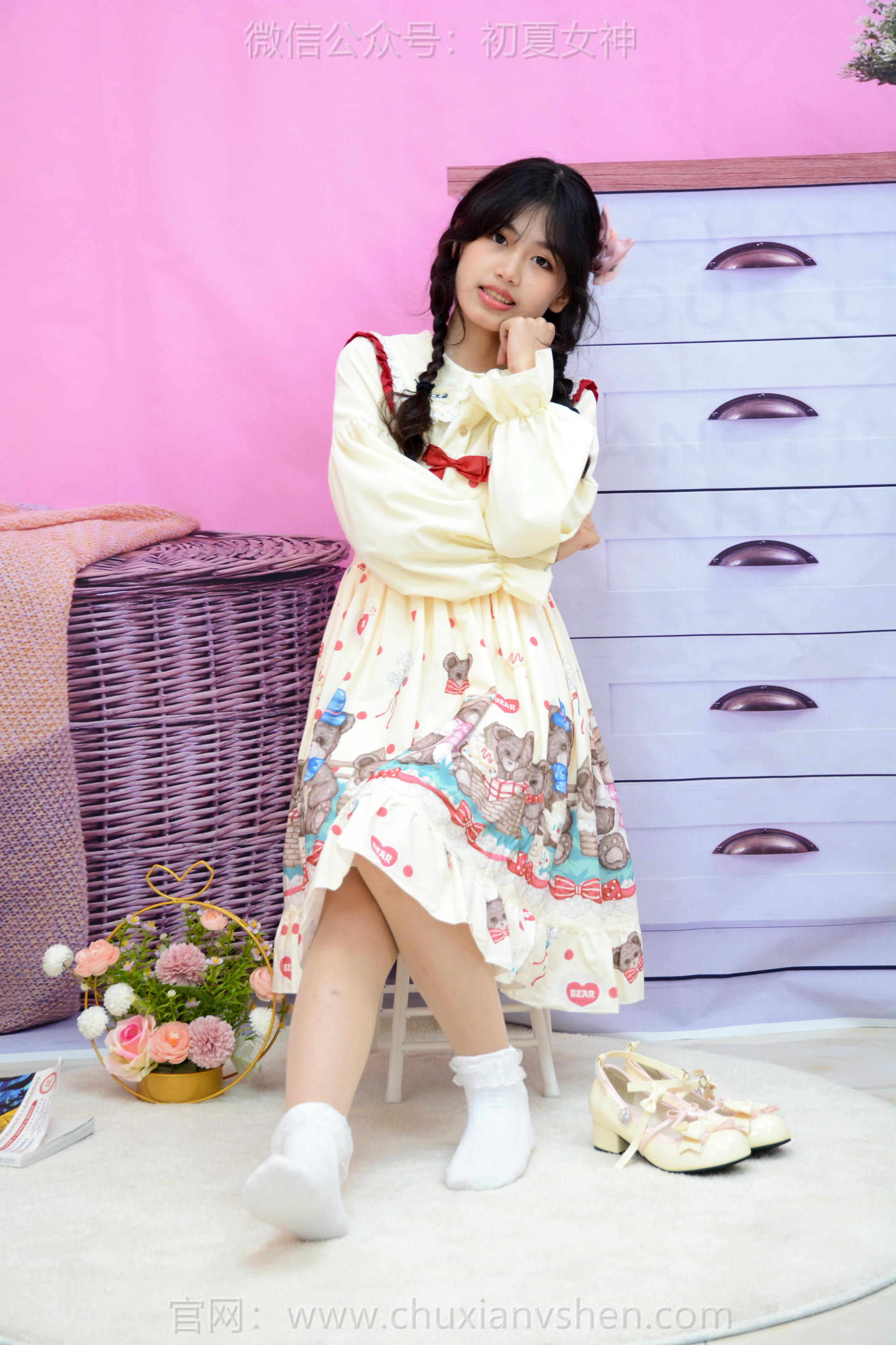 初夏女神 NO.220 希希 再见高中 [88P1V-3.89GB]_第3集