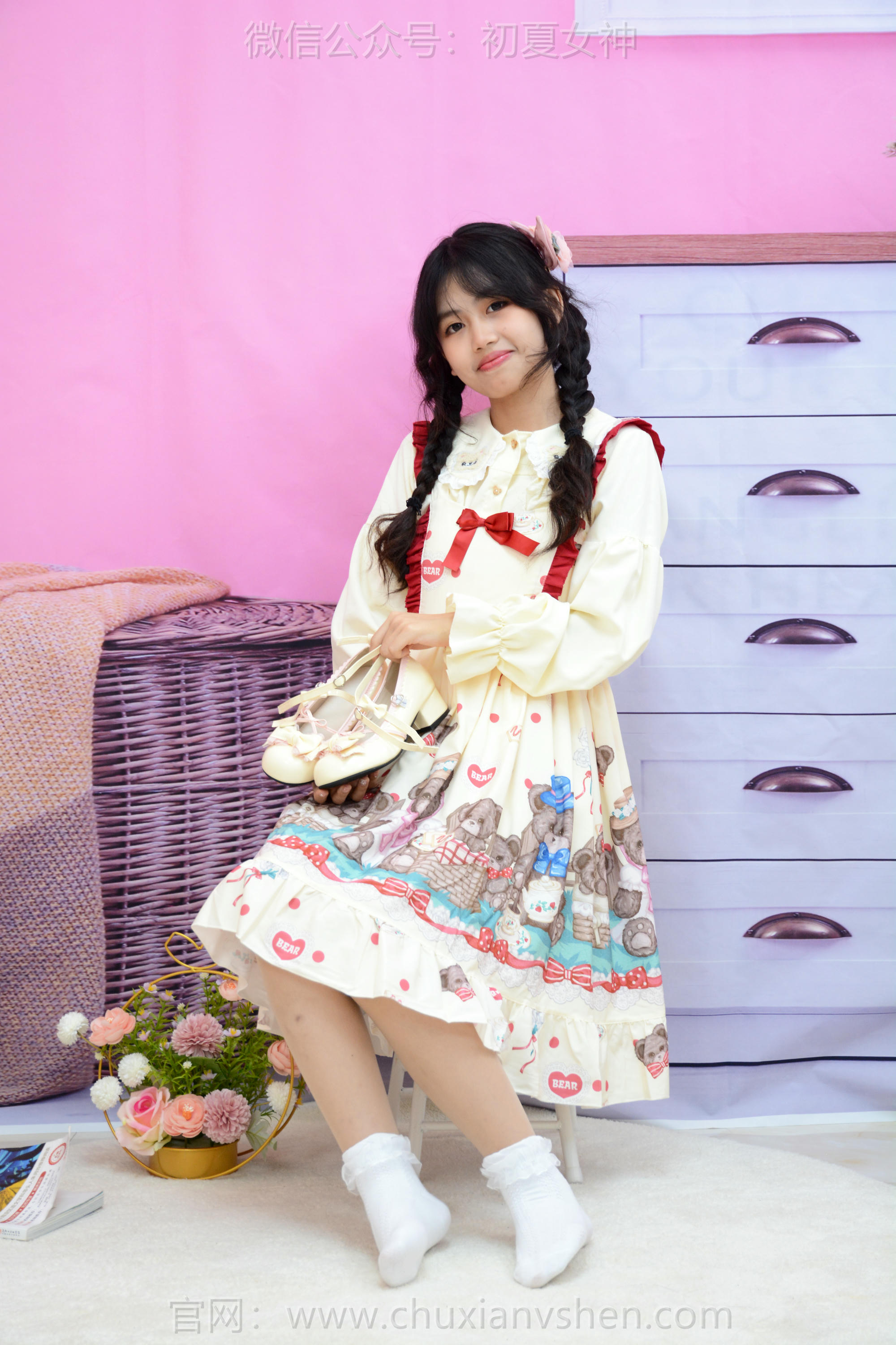 初夏女神 NO.220 希希 再见高中 [88P1V-3.89GB]_第3集