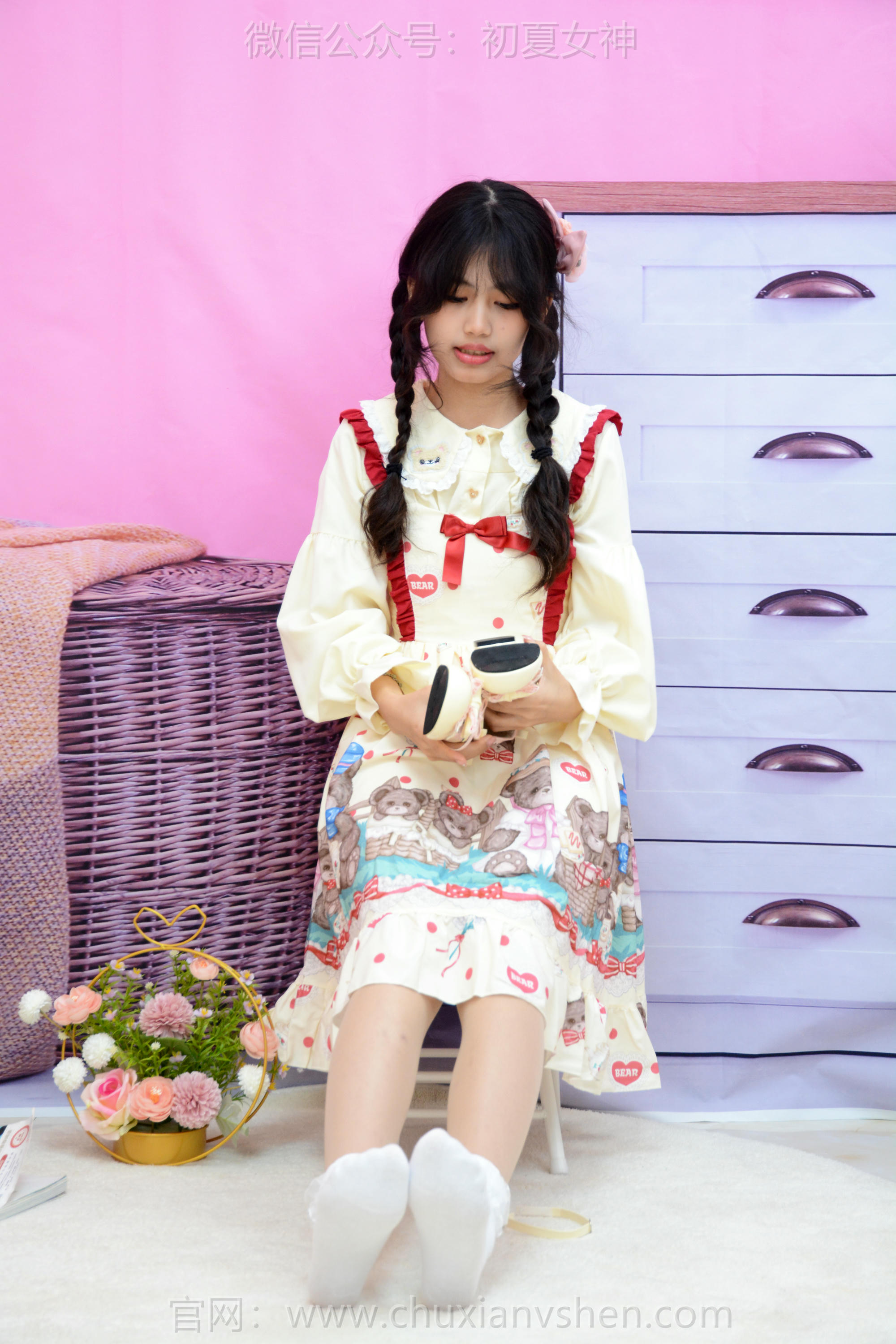 初夏女神 NO.220 希希 再见高中 [88P1V-3.89GB]_第3集