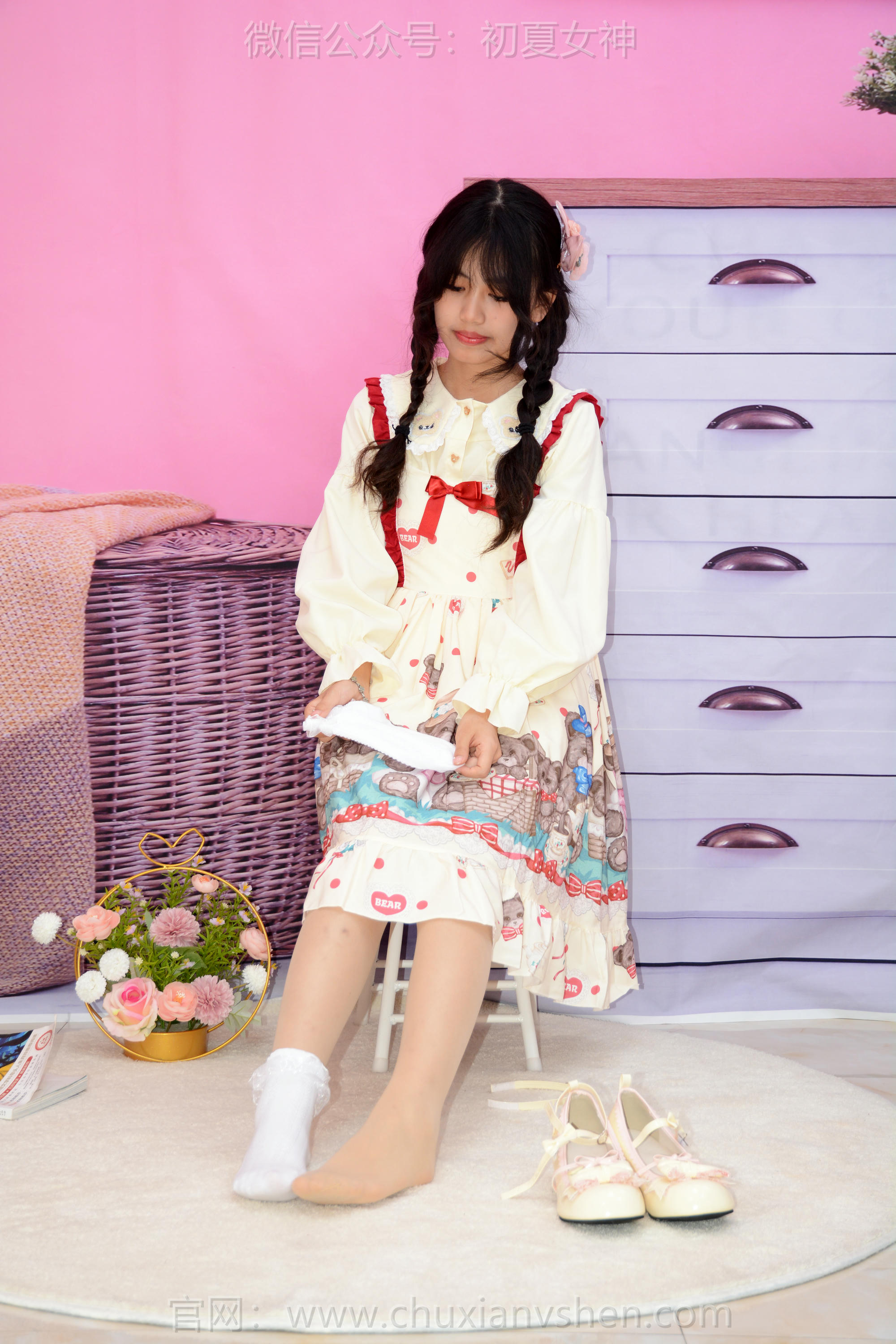 初夏女神 NO.220 希希 再见高中 [88P1V-3.89GB]_第3集