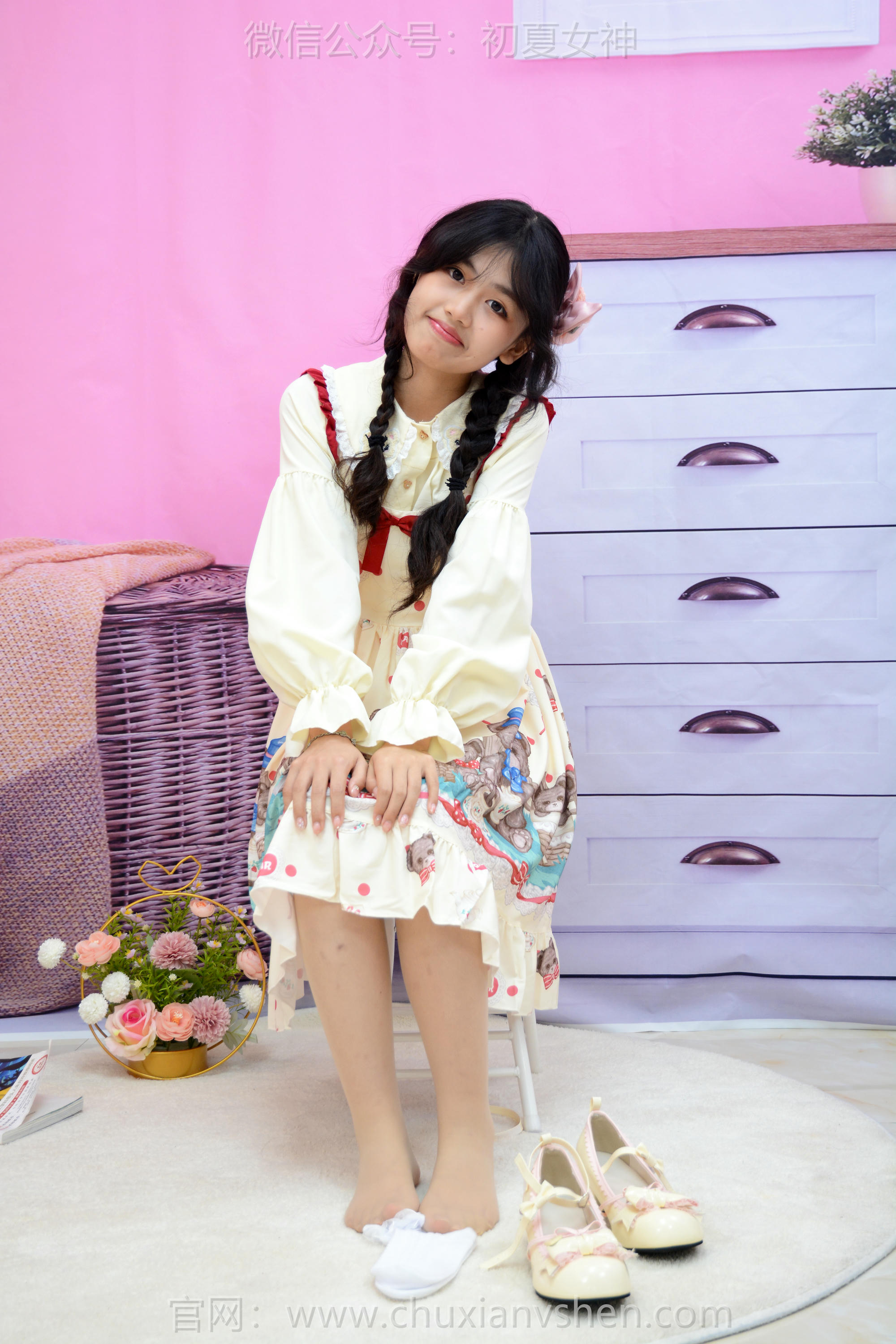 初夏女神 NO.220 希希 再见高中 [88P1V-3.89GB]_第5集