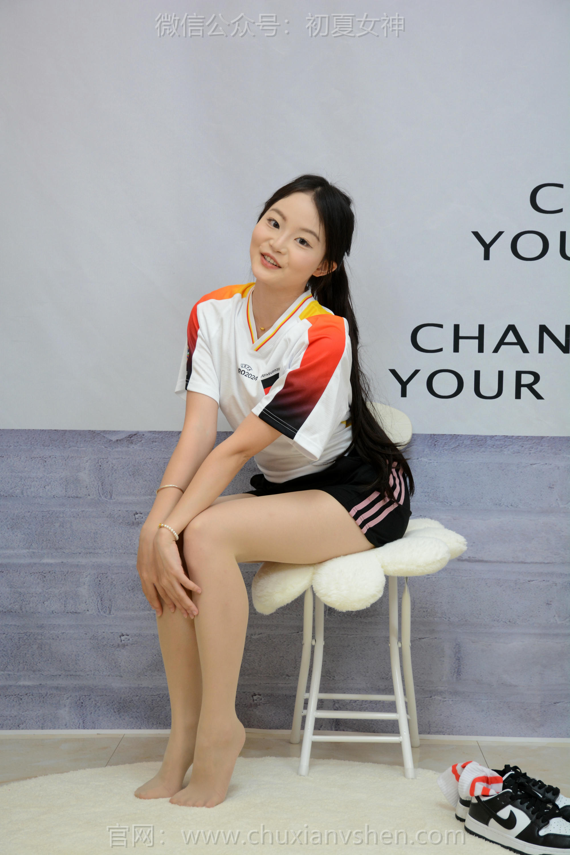 初夏女神 NO.222 双双 德系球服 [150P1V-6.37GB]_第6集