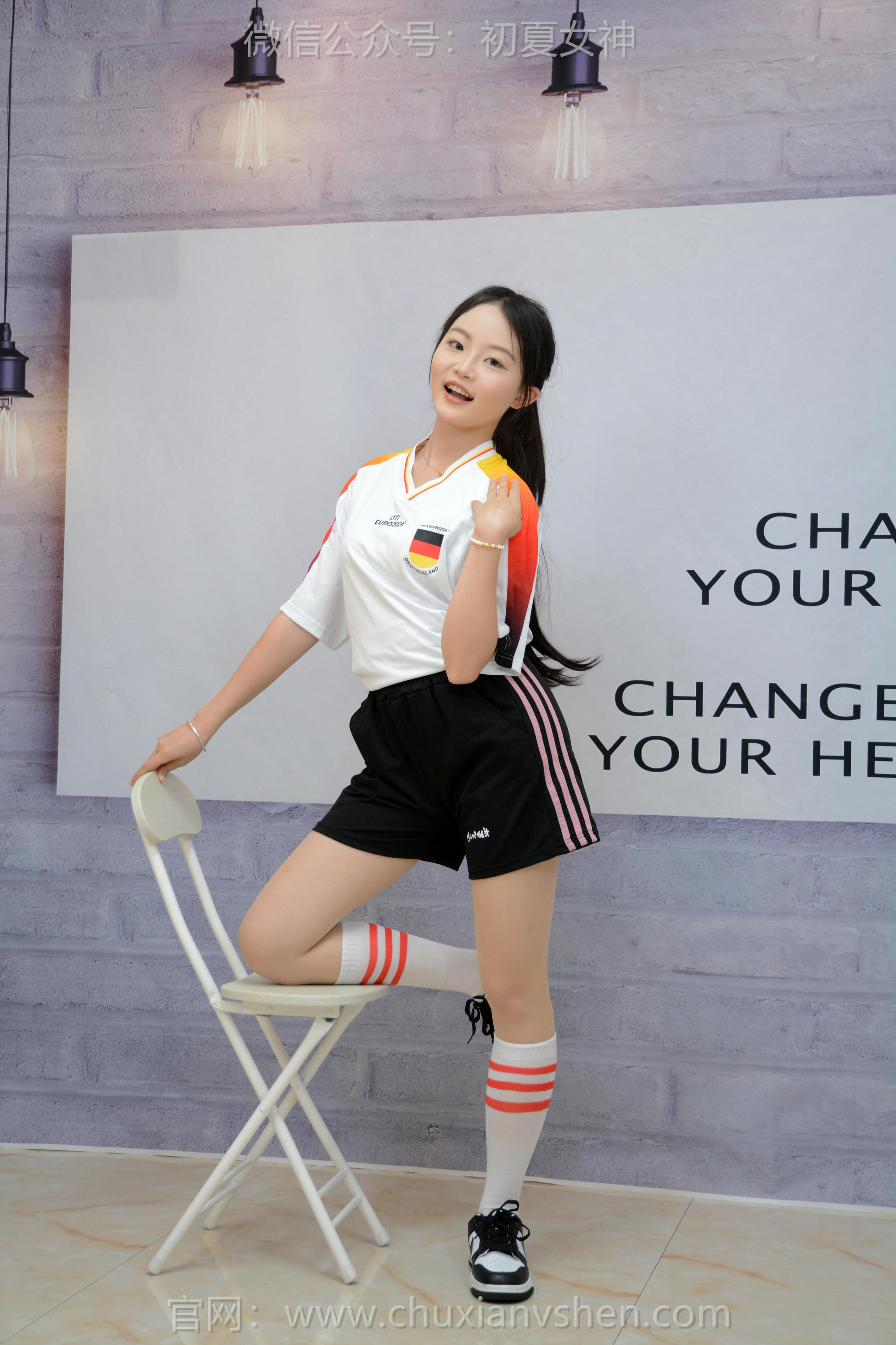 初夏女神 NO.222 双双 德系球服 [150P1V-6.37GB]_第1集