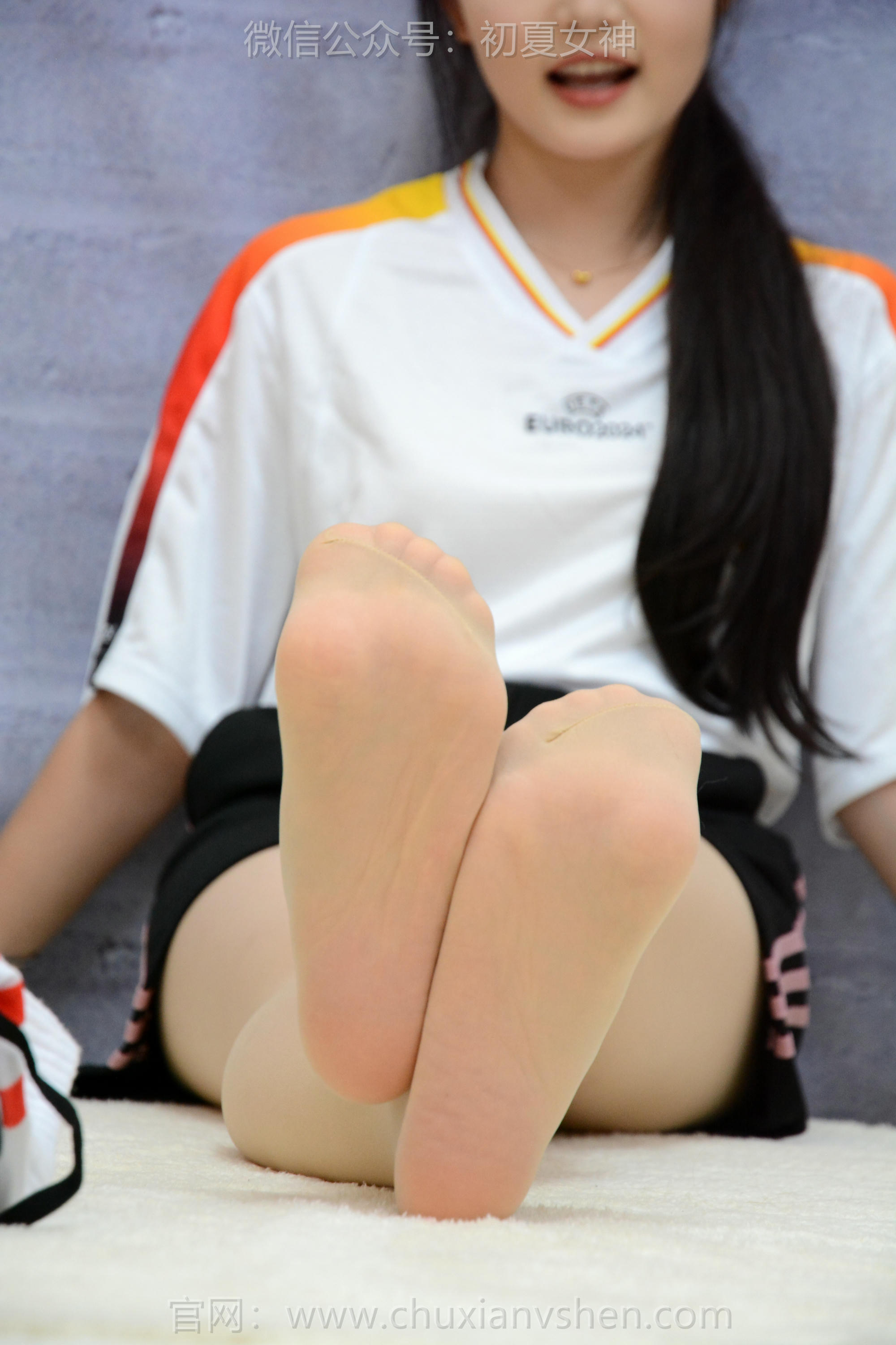 初夏女神 NO.222 双双 德系球服 [150P1V-6.37GB]_第5集