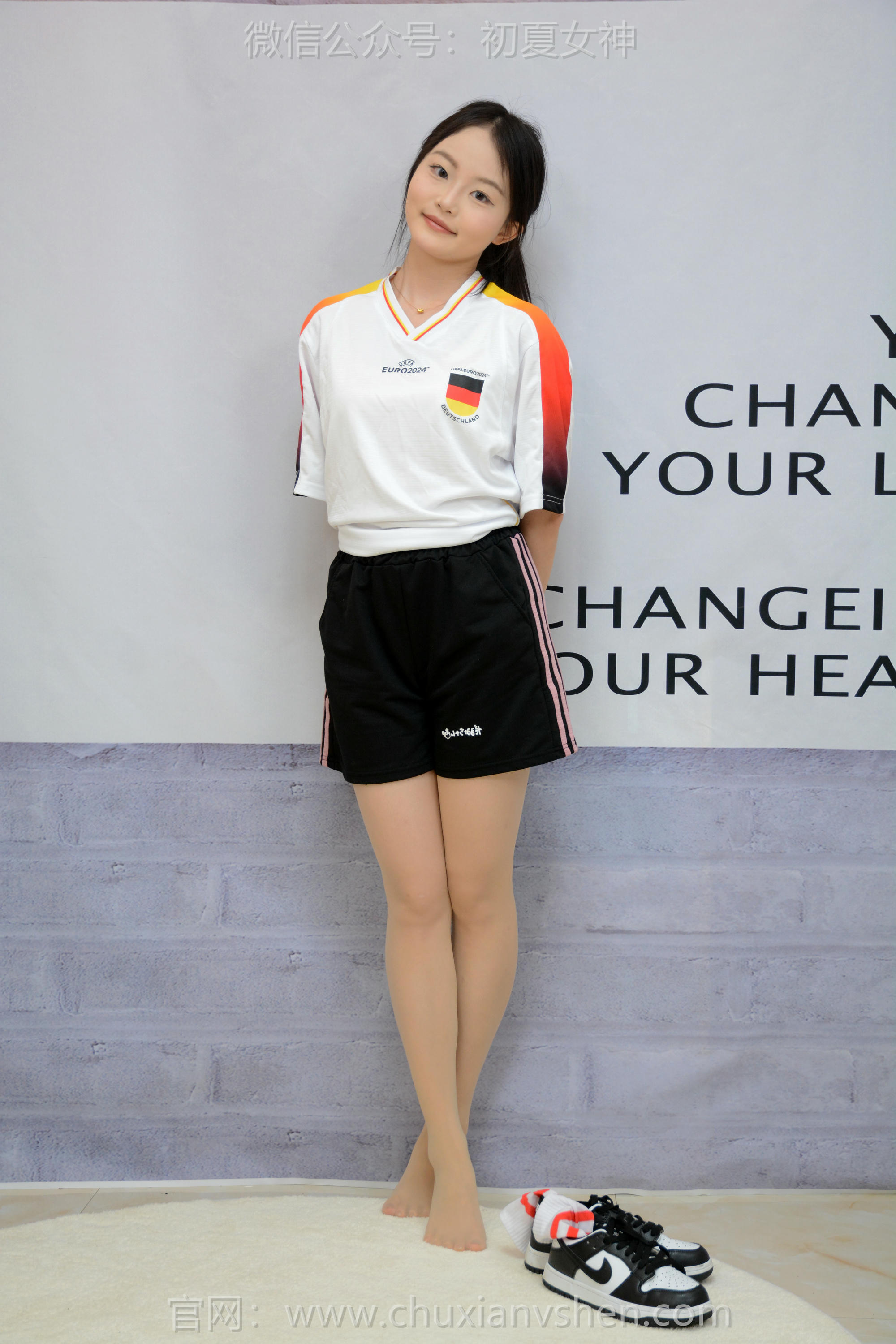 初夏女神 NO.222 双双 德系球服 [150P1V-6.37GB]_第5集