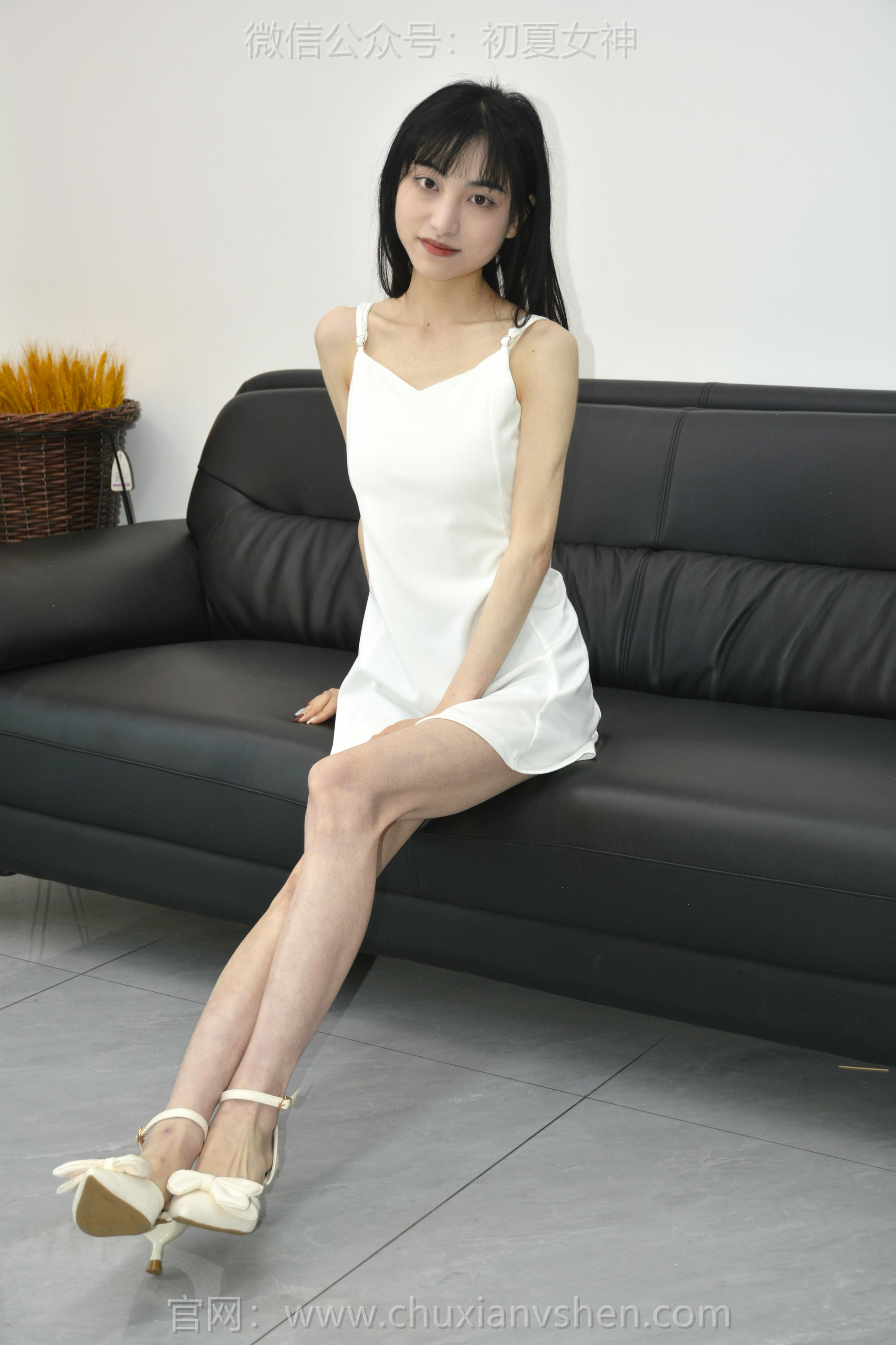 初夏女神 NO.224 柒柒 骨感较强 [140P1V-4.93GB]_第1集