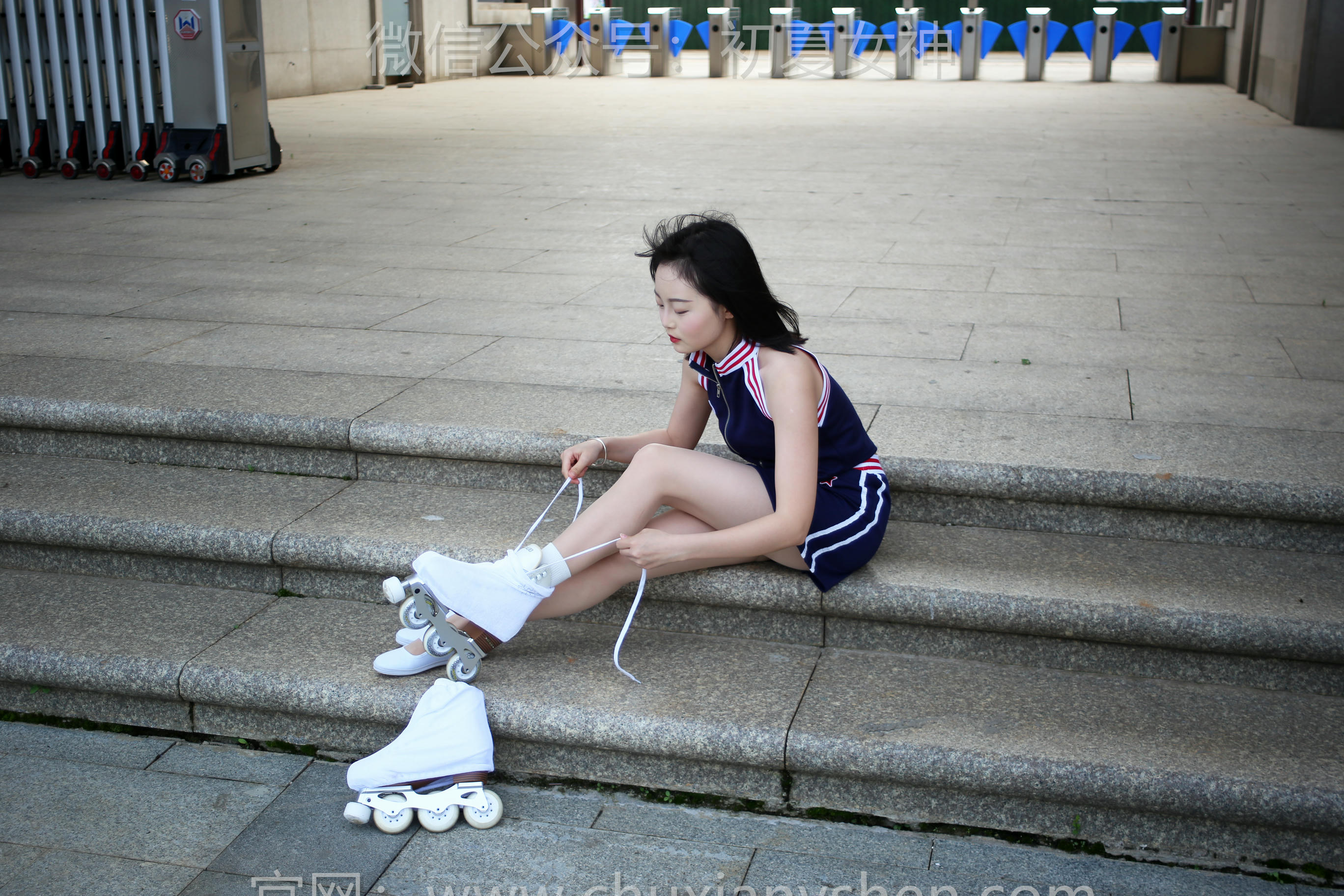 初夏女神 NO.228 双双 溜冰女孩 [140P1V 4.88GB]_第1集