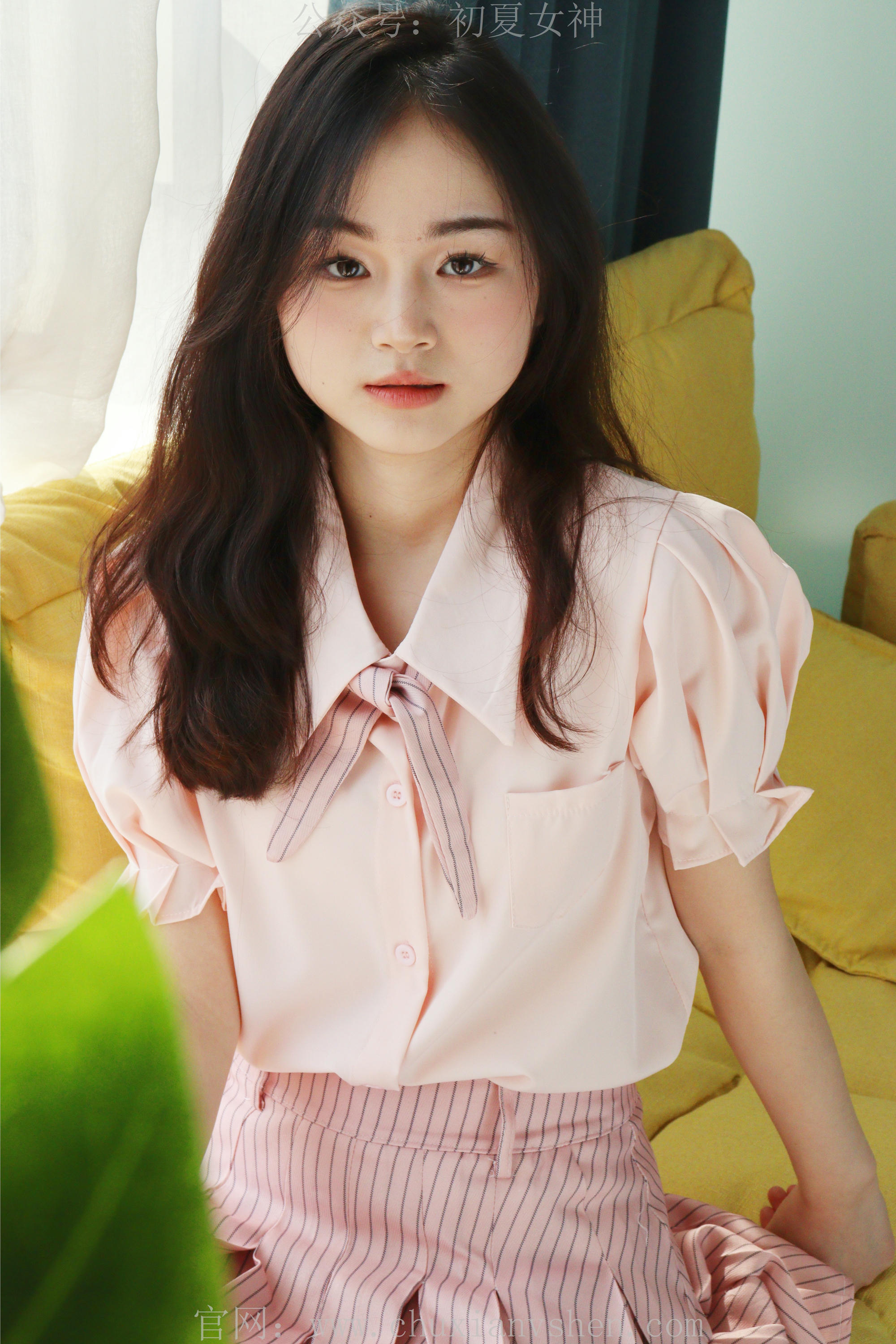 初夏女神 NO.230 十一~粉色S码休闲JK搭白色高跟鞋 [97P1V 6.40 GB]_第1集