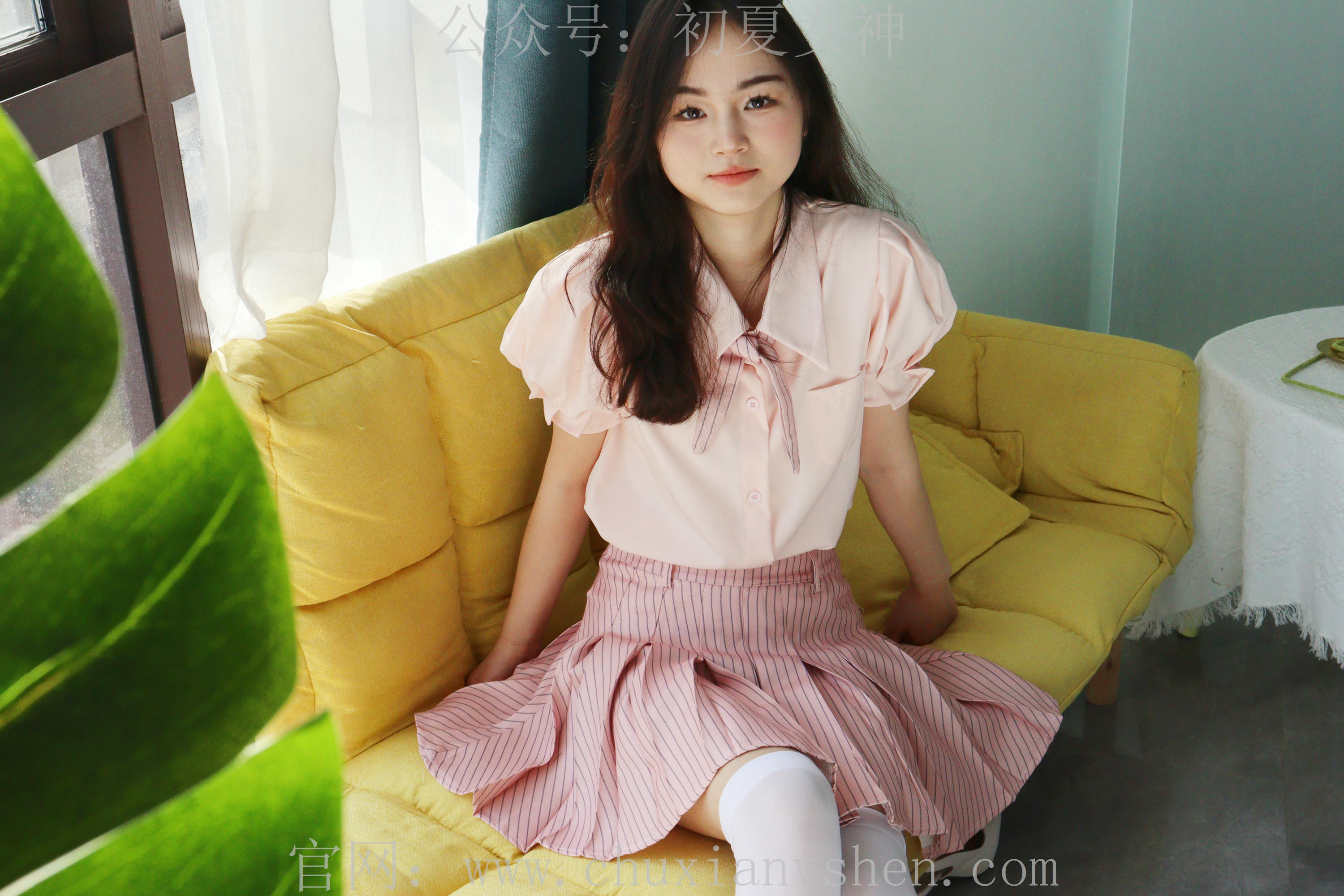 初夏女神 NO.230 十一~粉色S码休闲JK搭白色高跟鞋 [97P1V 6.40 GB]_第2集