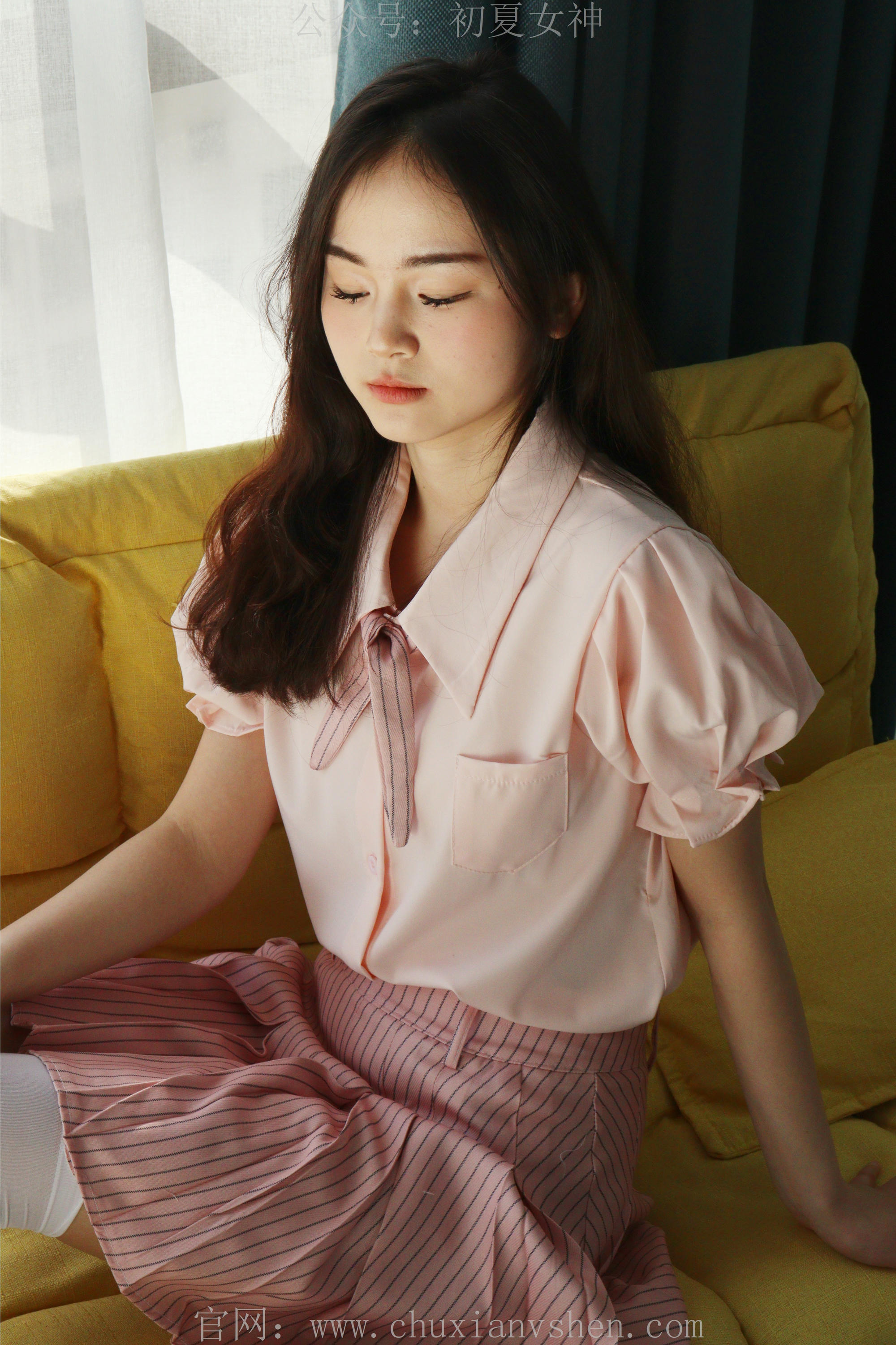 初夏女神 NO.230 十一~粉色S码休闲JK搭白色高跟鞋 [97P1V 6.40 GB]_第2集