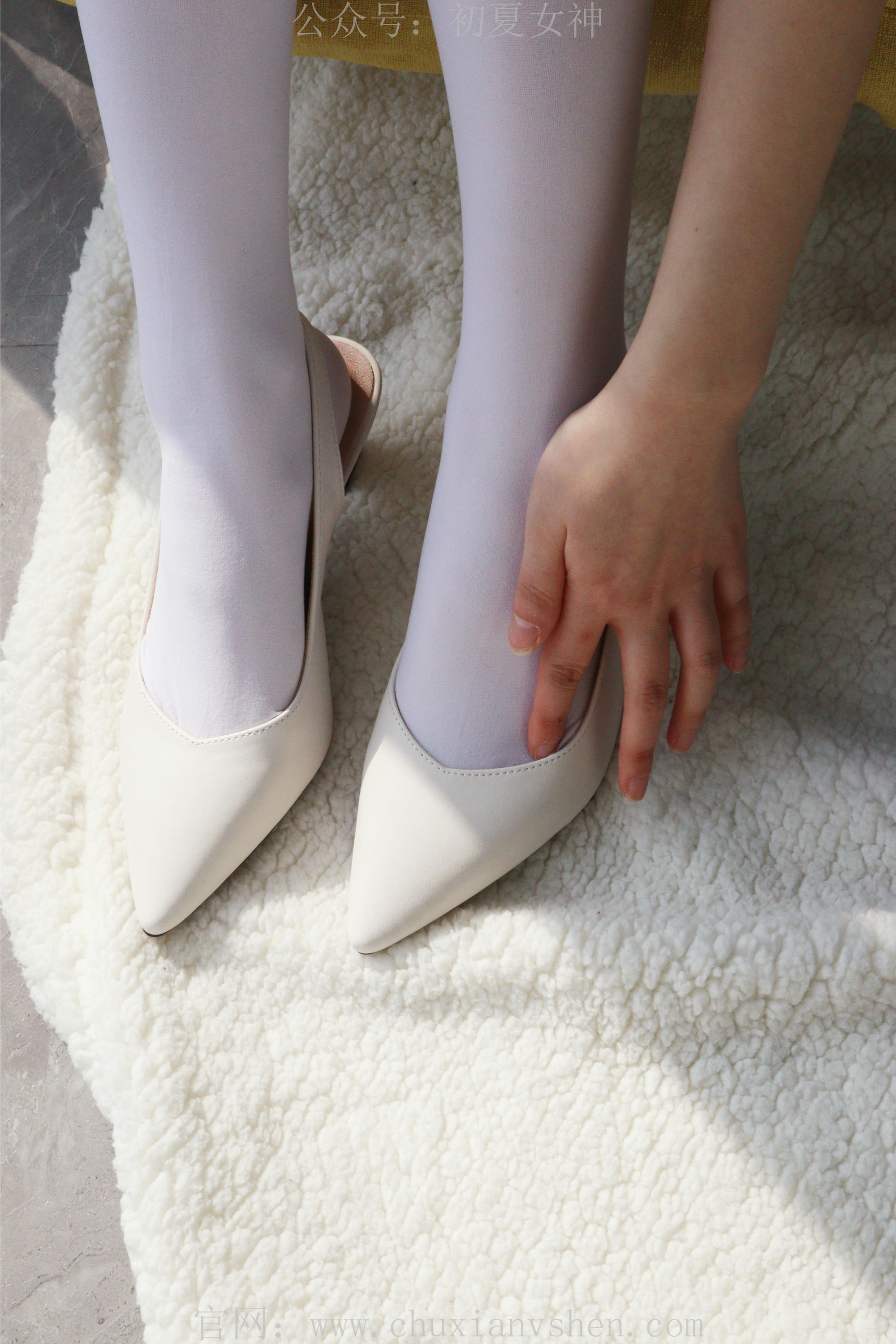 初夏女神 NO.230 十一~粉色S码休闲JK搭白色高跟鞋 [97P1V 6.40 GB]_第2集