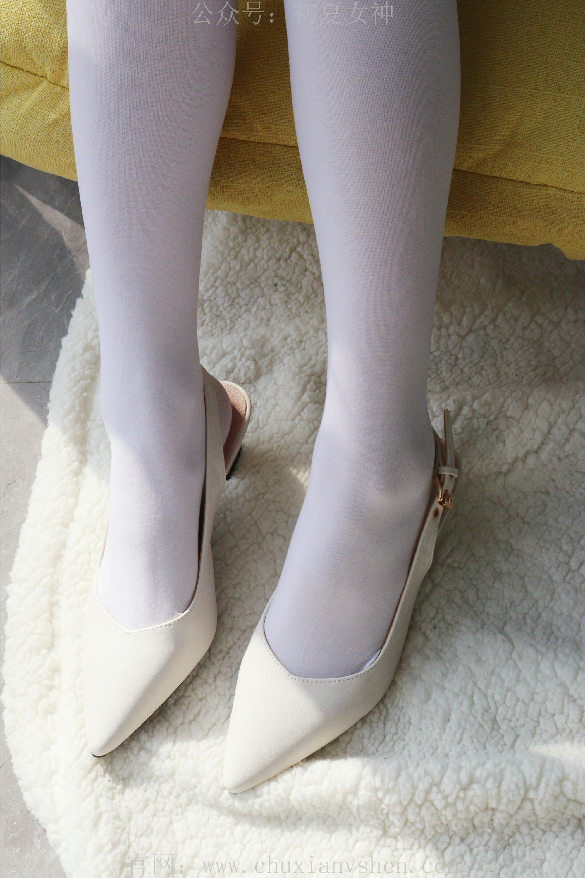 初夏女神 NO.230 十一~粉色S码休闲JK搭白色高跟鞋 [97P1V 6.40 GB]_第2集