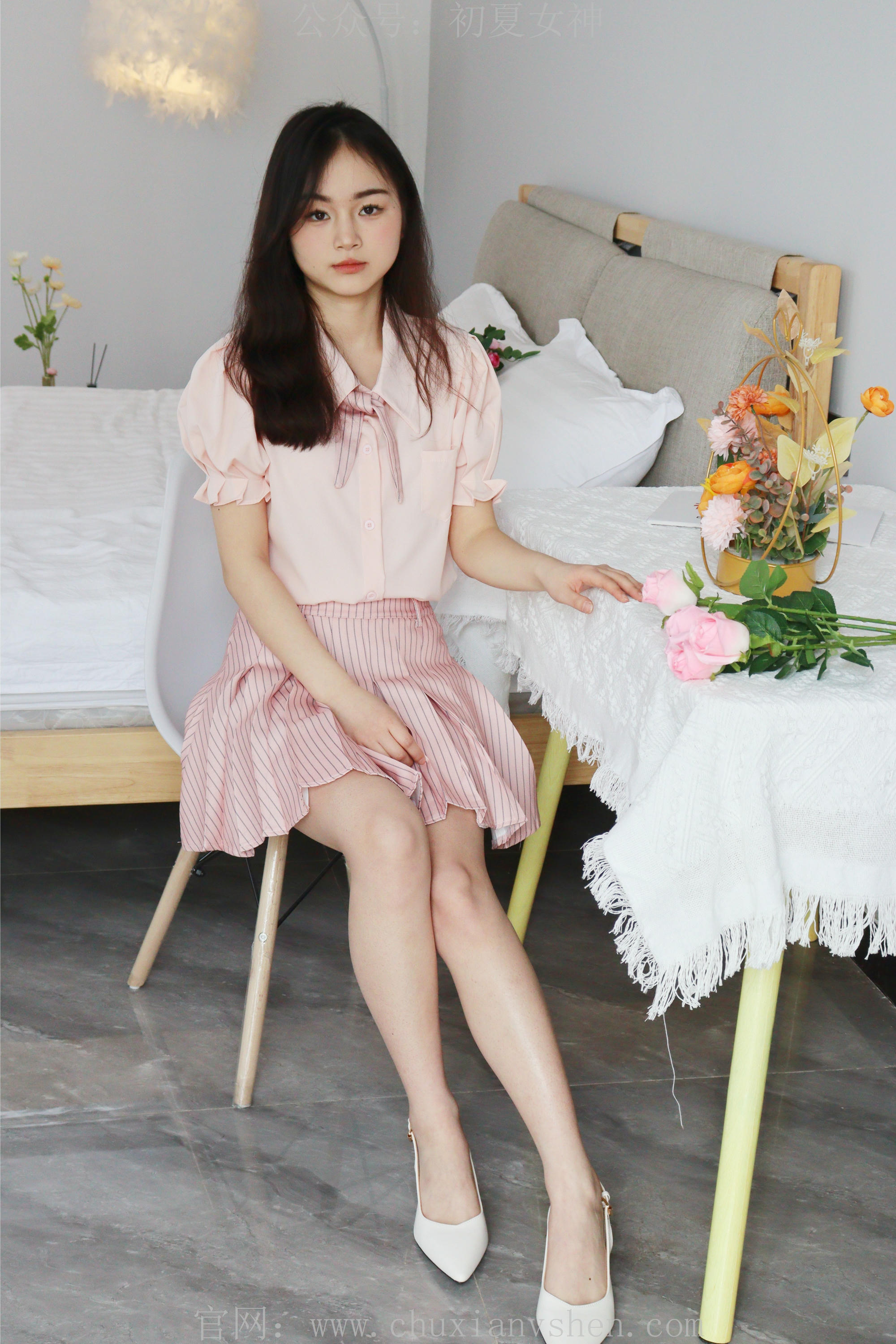 初夏女神 NO.230 十一~粉色S码休闲JK搭白色高跟鞋 [97P1V 6.40 GB]_第4集