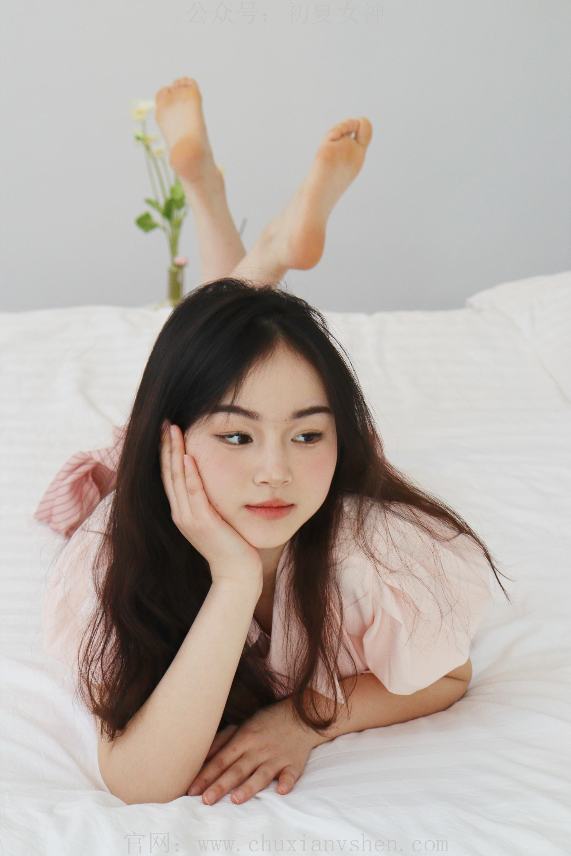 初夏女神 NO.230 十一~粉色S码休闲JK搭白色高跟鞋 [97P1V 6.40 GB]_第4集