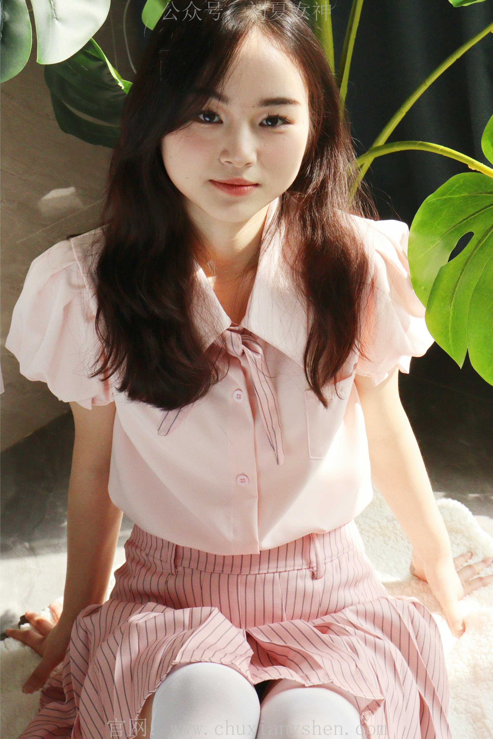 初夏女神 NO.230 十一~粉色S码休闲JK搭白色高跟鞋 [97P1V 6.40 GB]_第1集