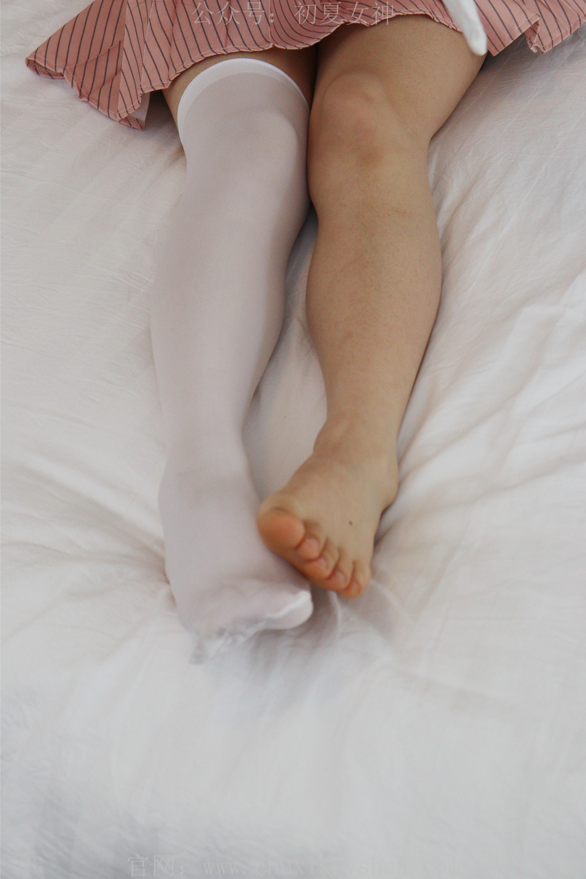 初夏女神 NO.230 十一~粉色S码休闲JK搭白色高跟鞋 [97P1V 6.40 GB]_第5集