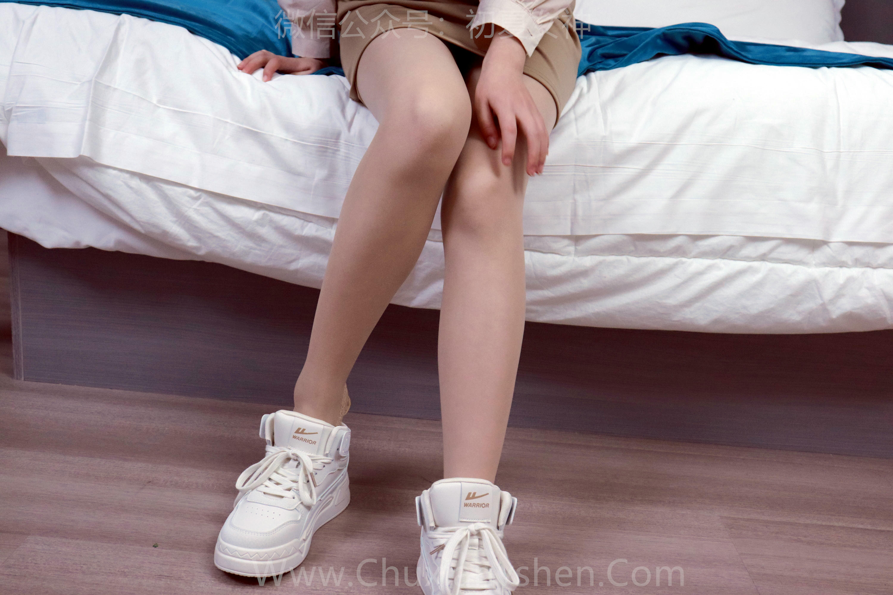 初夏女神 NO.231 念念~秋冬学院风显瘦连衣裙S码搭配 [131P1V 4.43 GB]_第7集