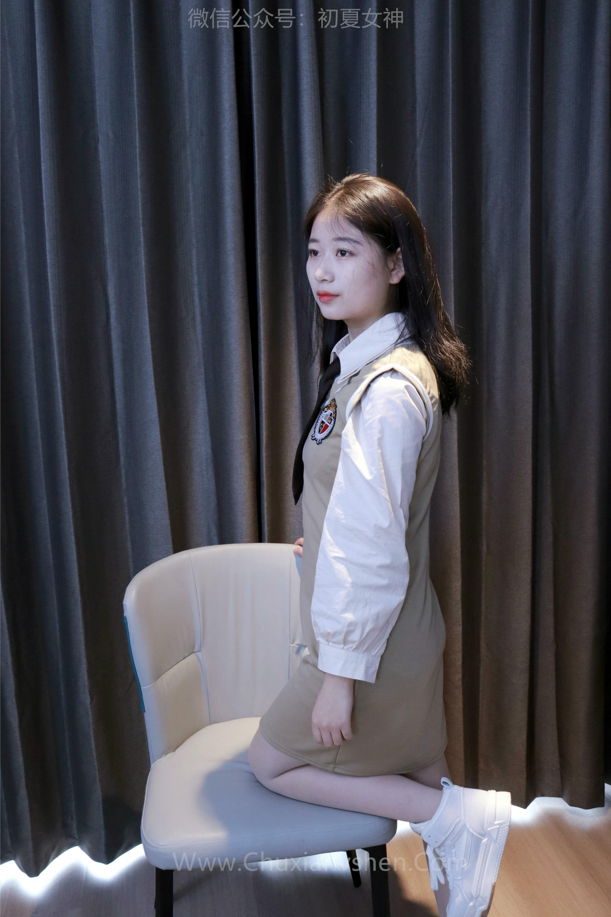 初夏女神 NO.231 念念~秋冬学院风显瘦连衣裙S码搭配 [131P1V 4.43 GB]_第2集