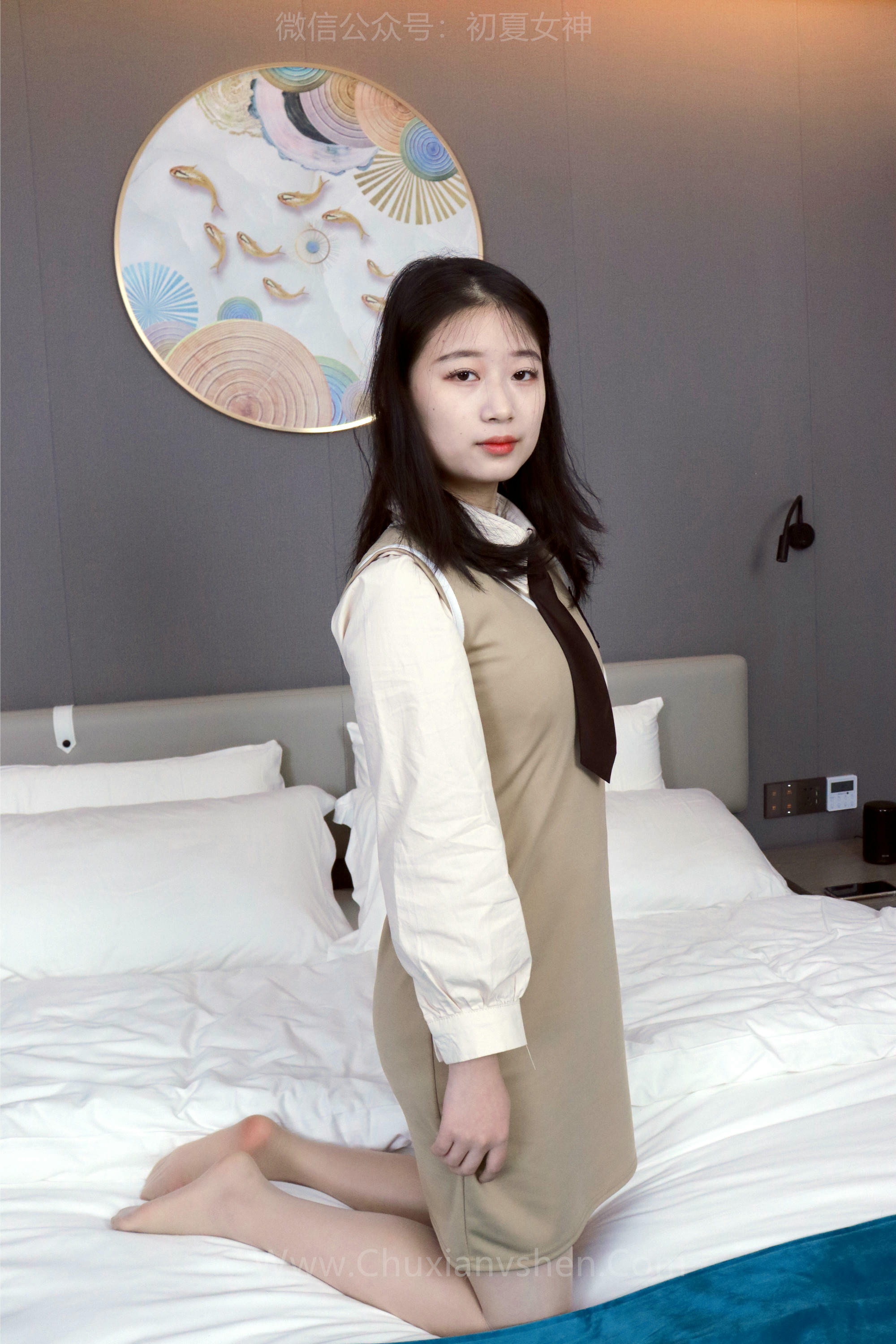 初夏女神 NO.231 念念~秋冬学院风显瘦连衣裙S码搭配 [131P1V 4.43 GB]_第5集