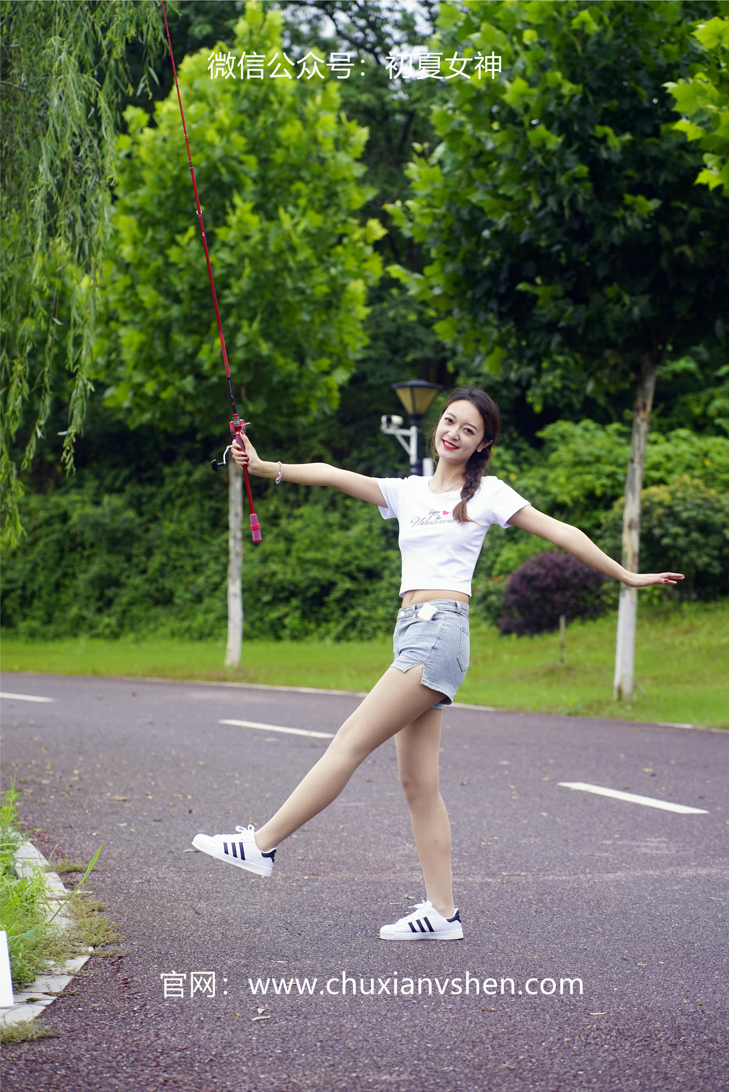 初夏女神 NO.233 依依~《新手钓鱼》七月你好，天下钓友是一家 [114P1V 3.95 GB]_第2集