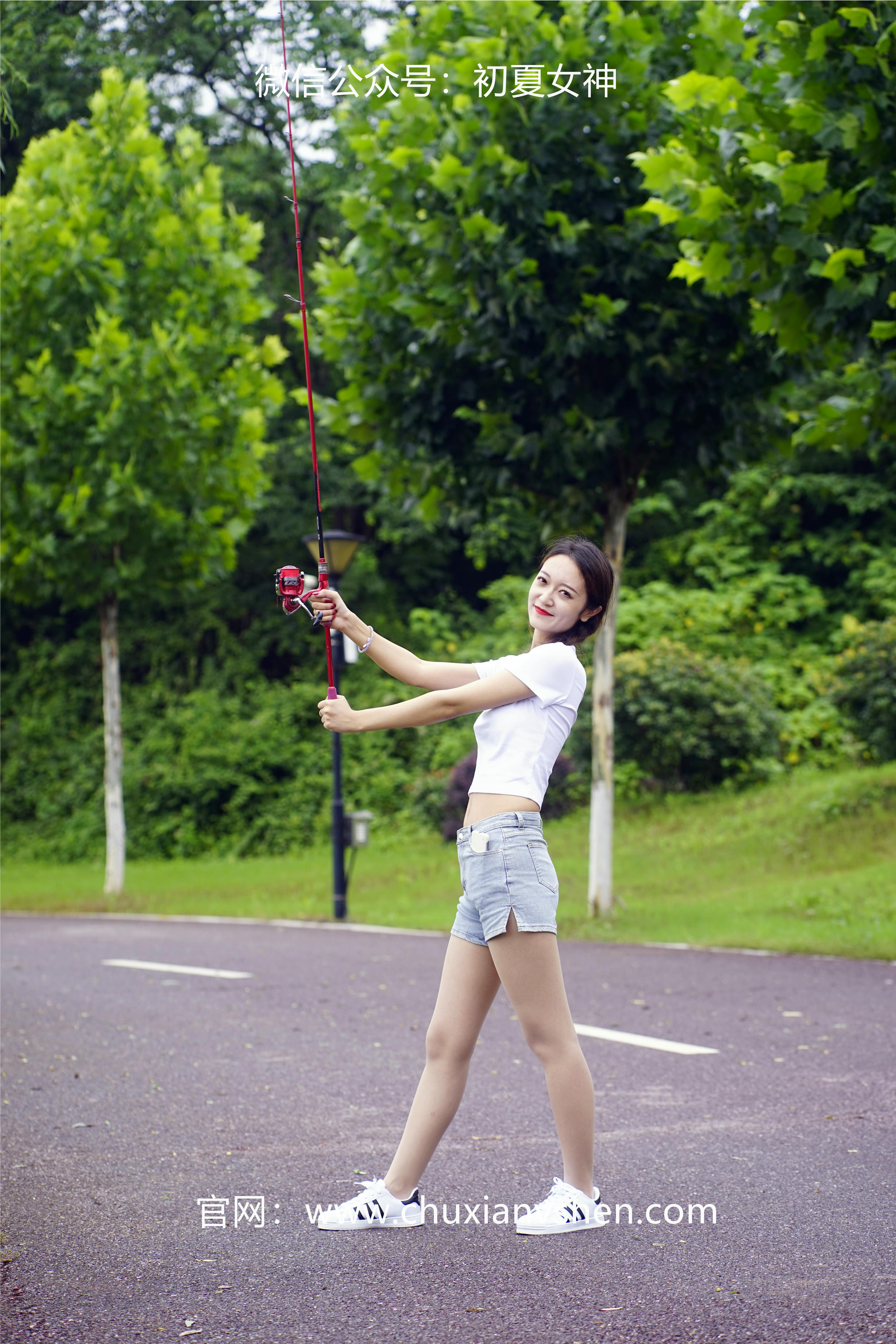 初夏女神 NO.233 依依~《新手钓鱼》七月你好，天下钓友是一家 [114P1V 3.95 GB]_第2集