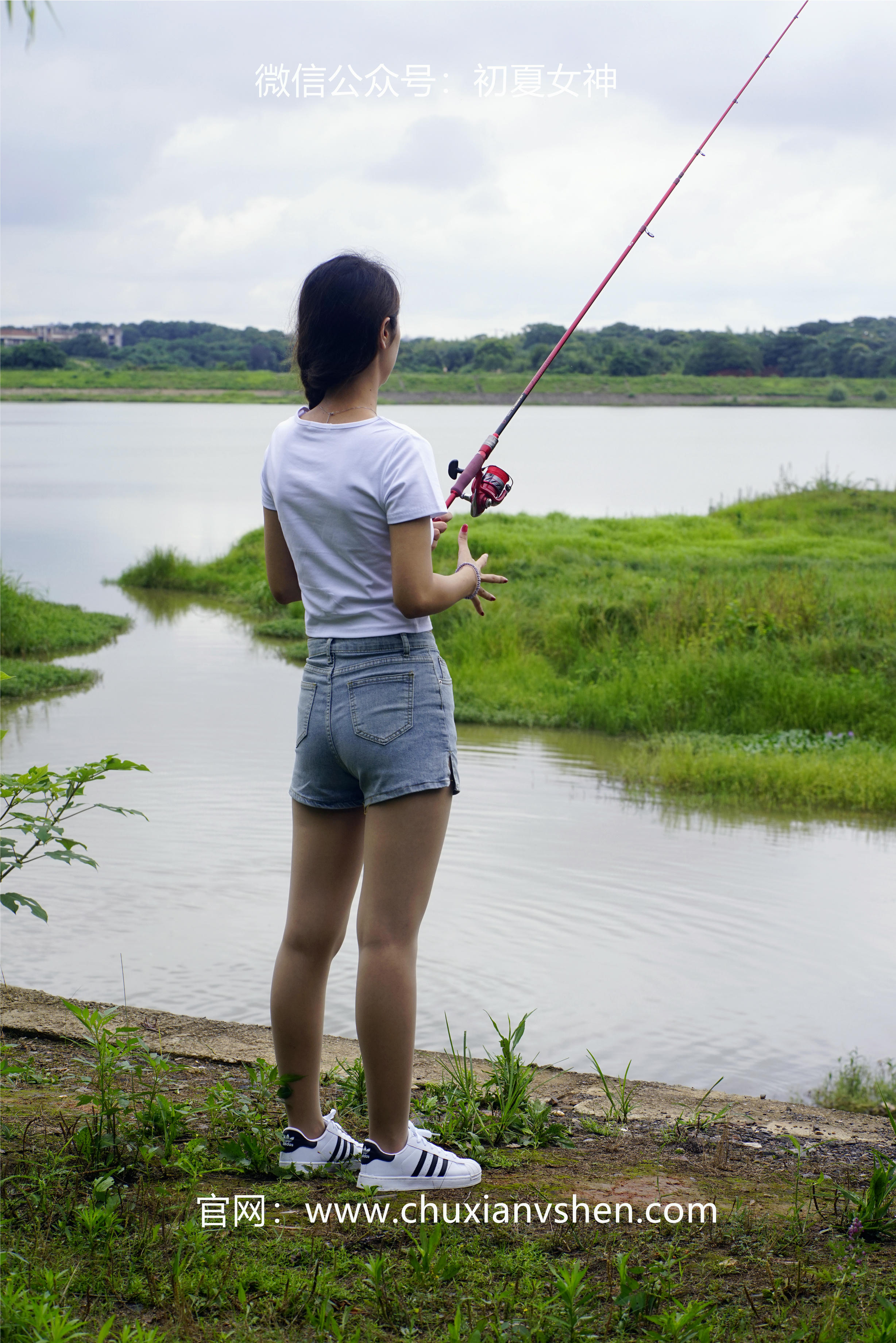 初夏女神 NO.233 依依~《新手钓鱼》七月你好，天下钓友是一家 [114P1V 3.95 GB]_第2集