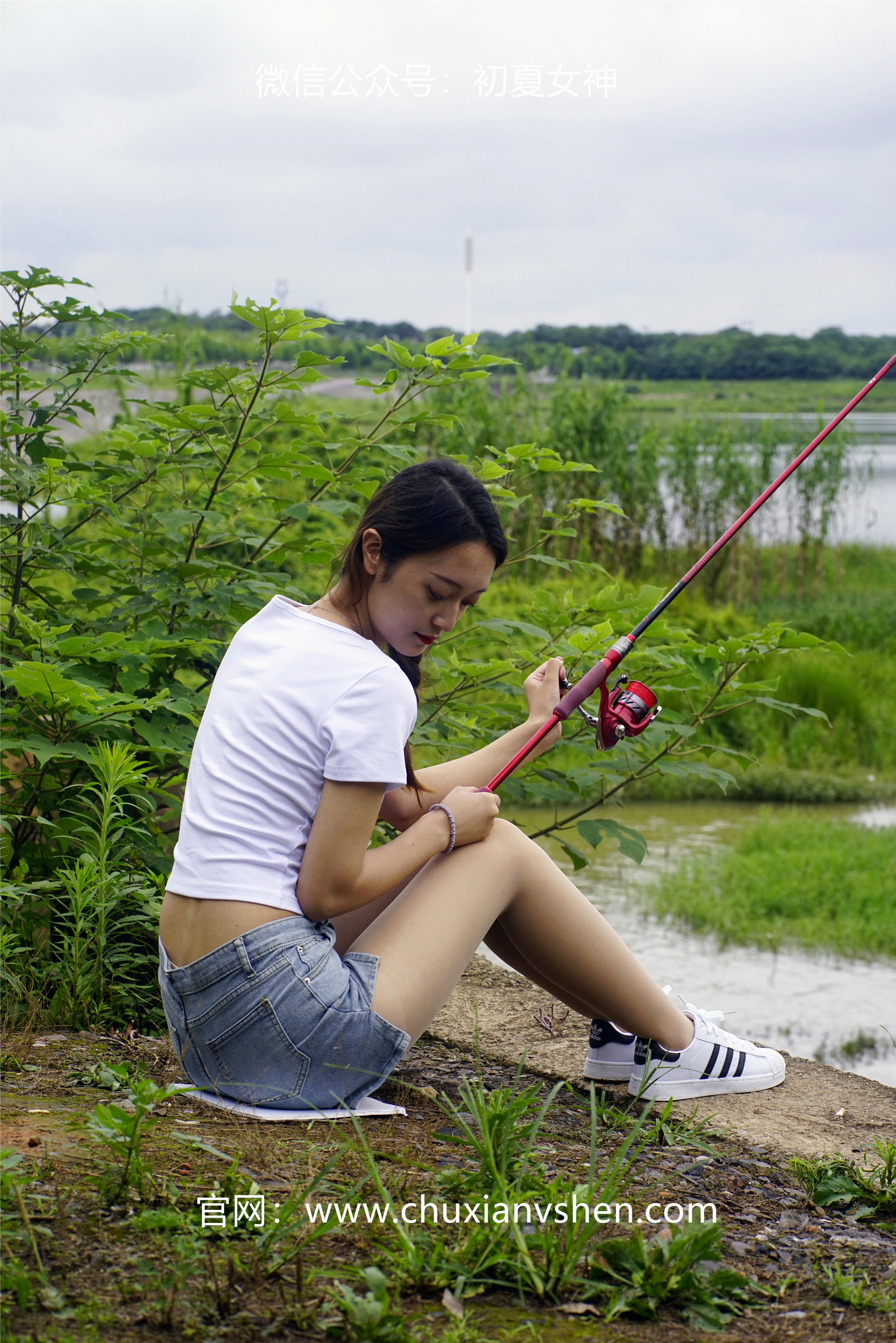 初夏女神 NO.233 依依~《新手钓鱼》七月你好，天下钓友是一家 [114P1V 3.95 GB]_第3集