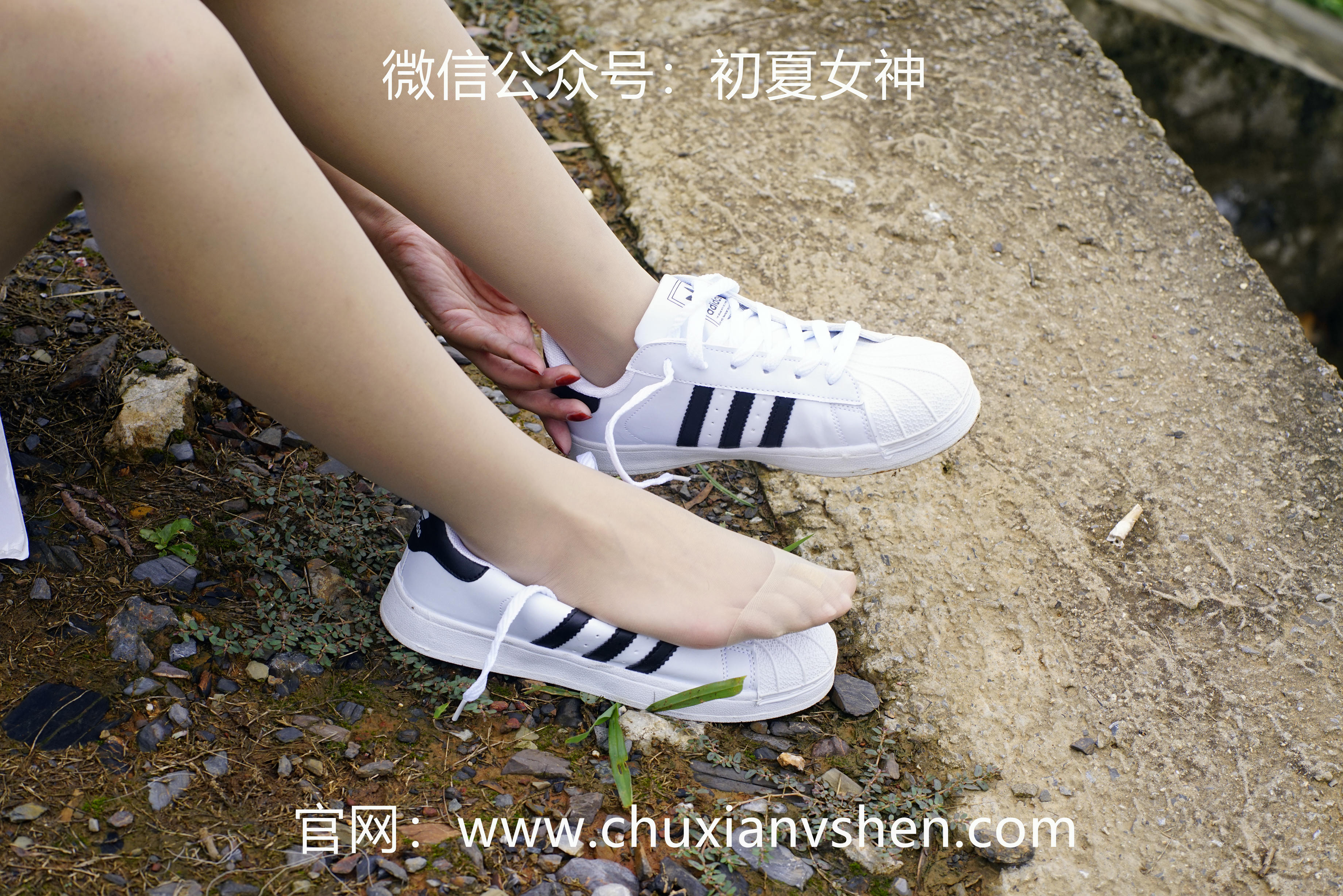 初夏女神 NO.233 依依~《新手钓鱼》七月你好，天下钓友是一家 [114P1V 3.95 GB]_第4集